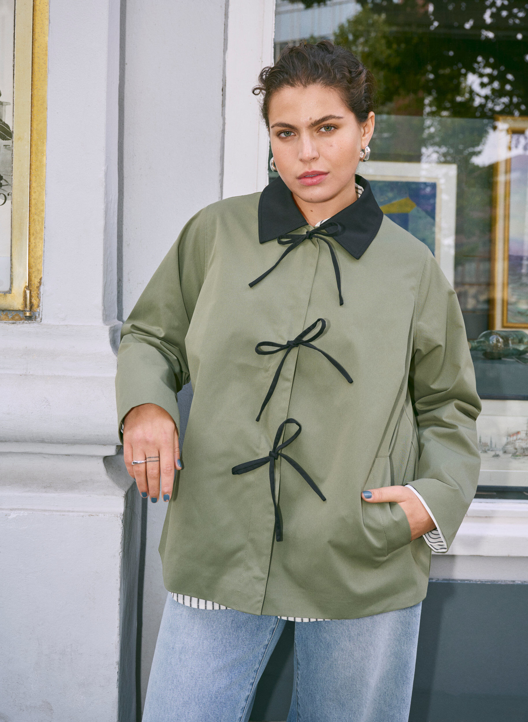 Zizzi For&aring;rsjakke med sl&oslash;jfedetaljer, Gr&oslash;n, Image image number 0