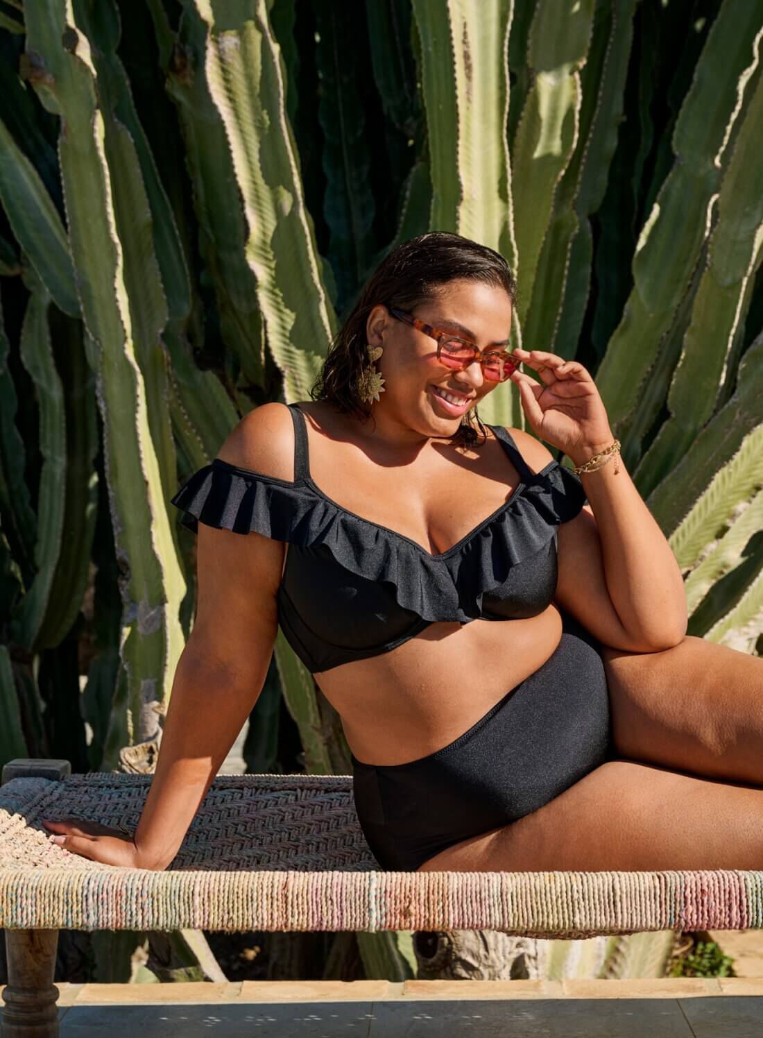 Zizzi Bikinitop med fl&aelig;ser, , Model