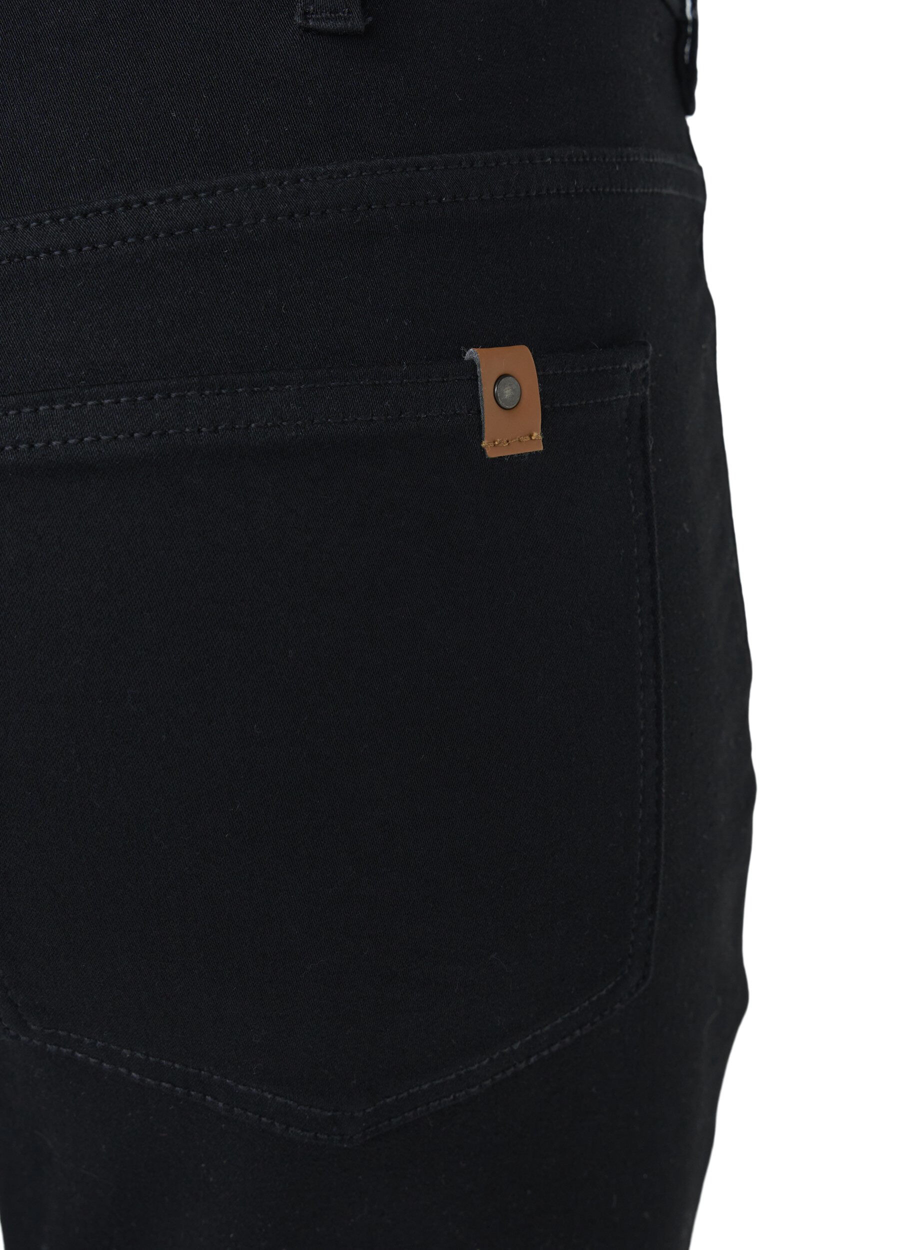 Zizzi H&oslash;jtaljede Amy jeans med knaplukning, Black, Packshot image number 2