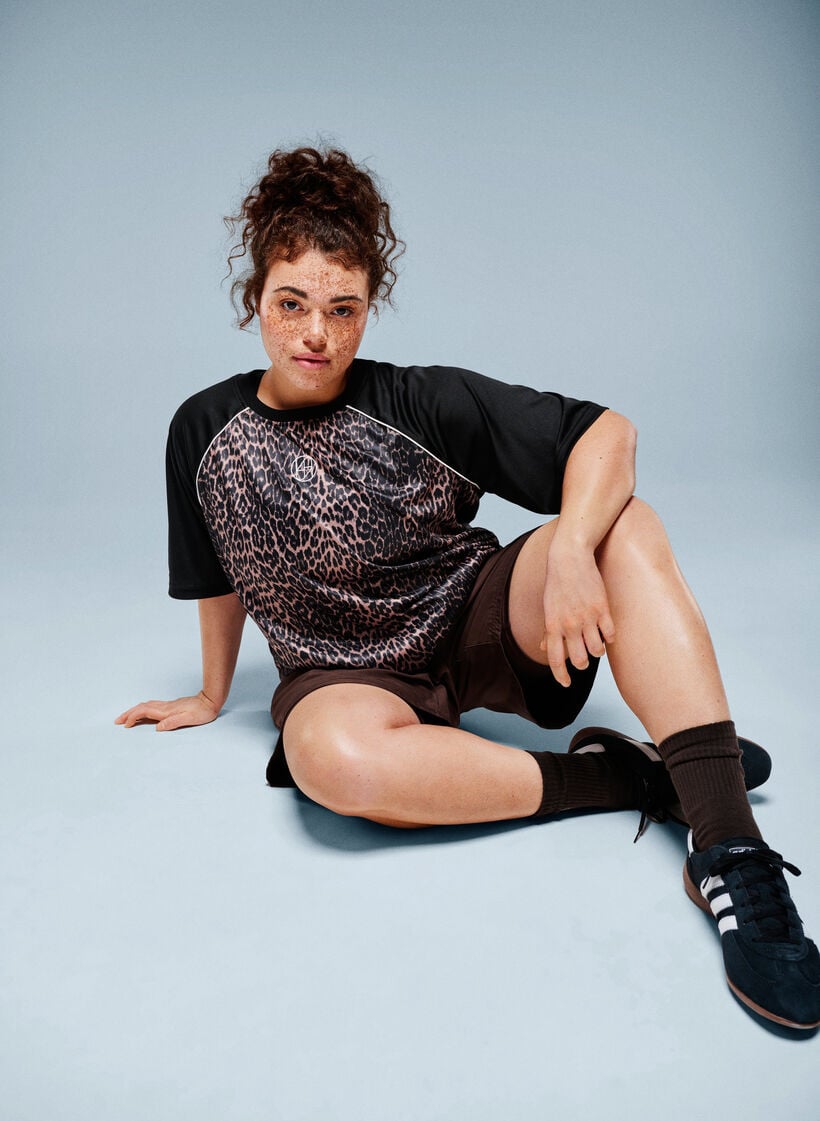 Tr&aelig;ningsshorts med indershorts og telefonlomme, Brun, Image image number 0