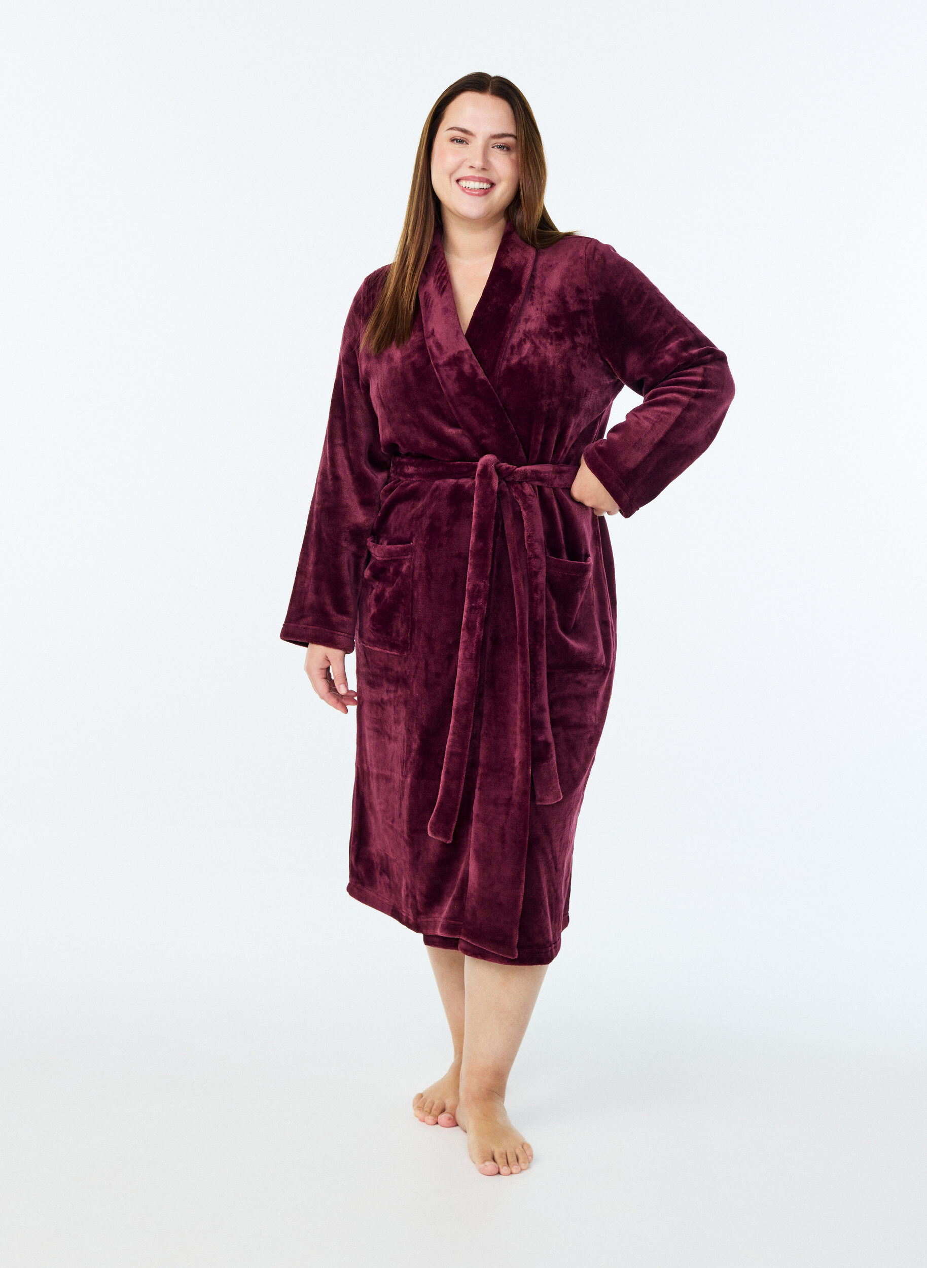 ZizziMorgenk&aring;be i bl&oslash;d velour med lommer, M&oslash;rk Bordeaux, Model image number 0