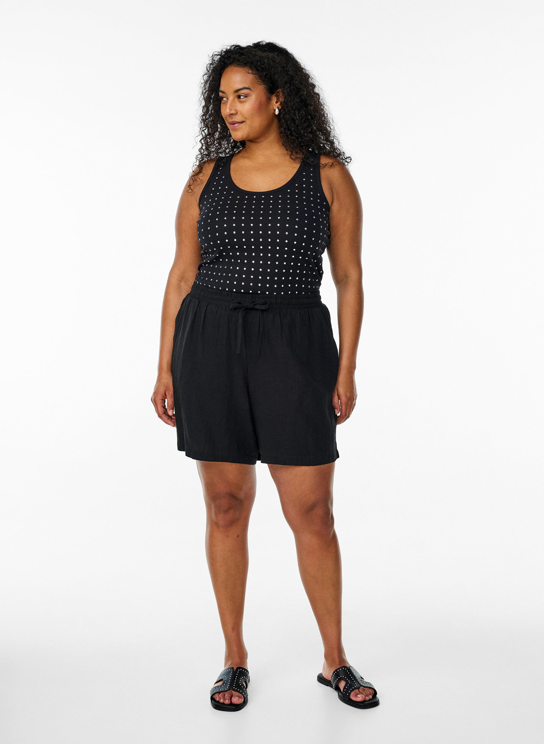 Zizzi Tanktop med nitter, Black, Model image number 2