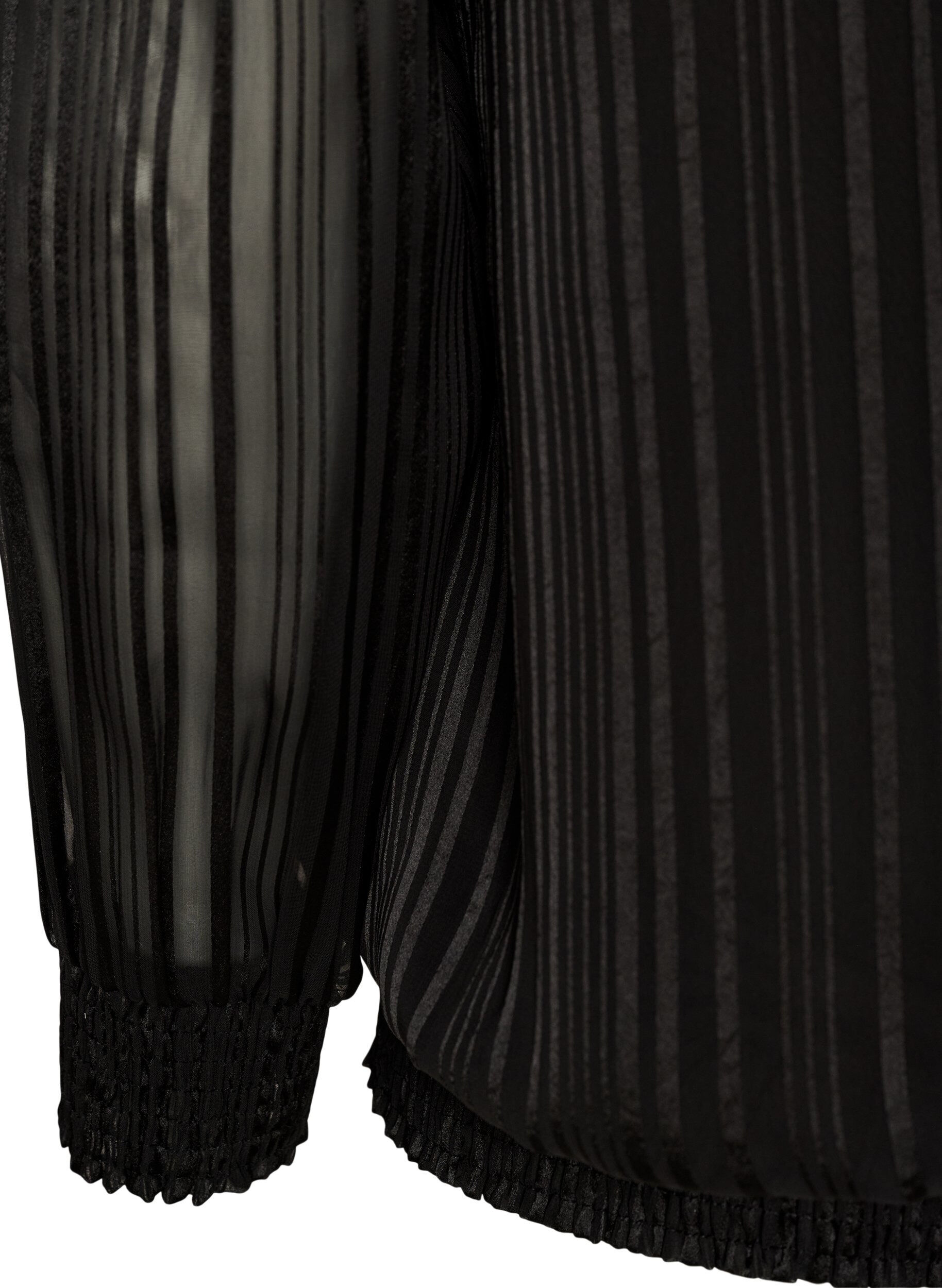 ZizziBluse med stribem&oslash;nster og ballonform, Sort, Packshot image number 3