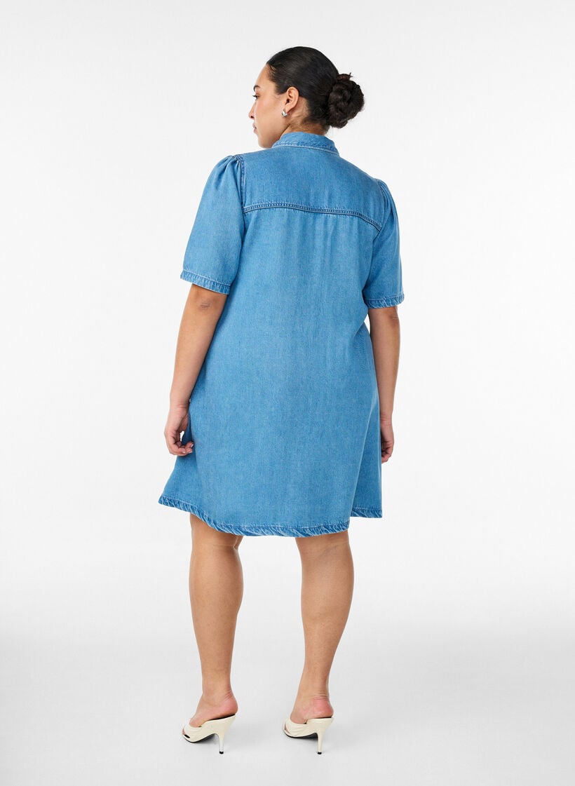 Denimkjole i lyocell med knapper og korte &aelig;rmer, Bl&aring;, Model image number 2