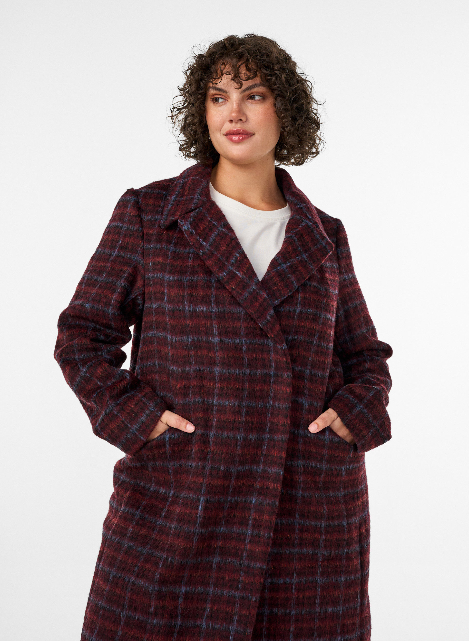 ZizziTernet frakke med lommer, R&oslash;d, Model image number 2