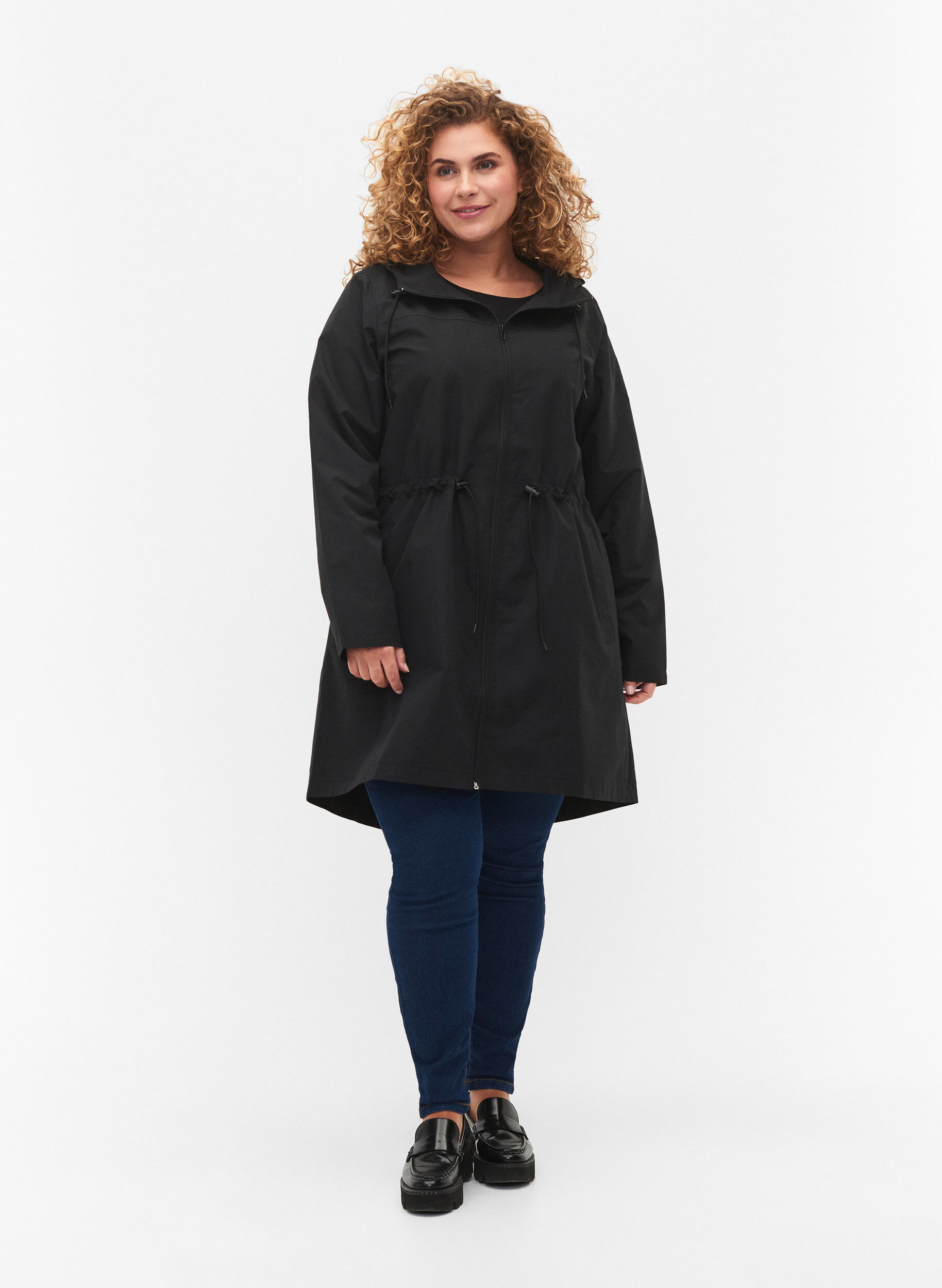 Zizzi FLASH - Vandafvisende parka med h&aelig;tte, Black, Model image number 1