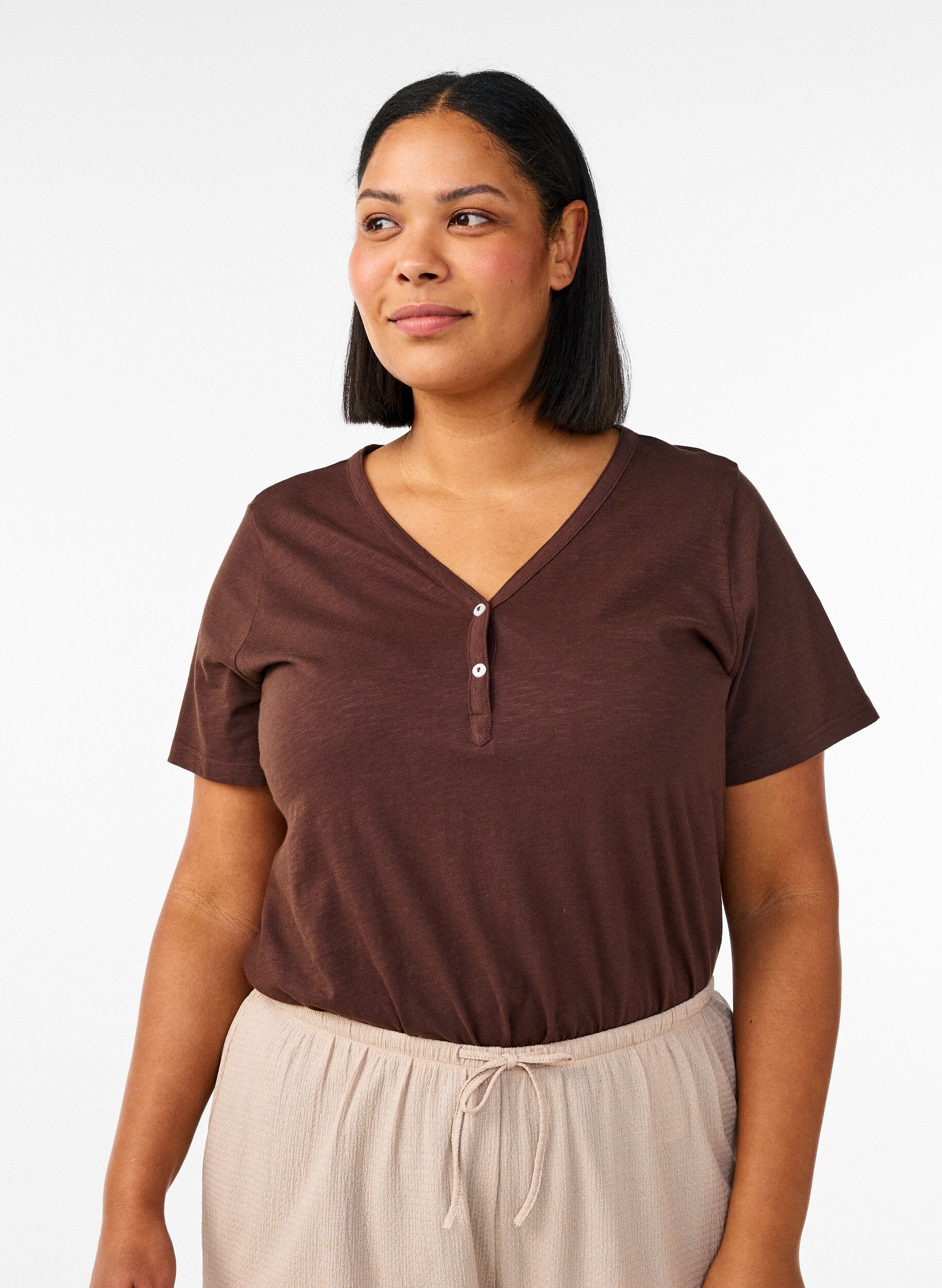 ZizziT-shirt med knapdetalje, Brun, Model image number 0