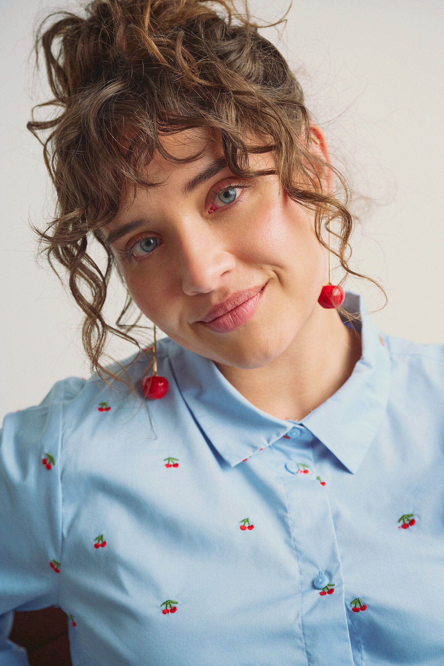 Zizzi Skjorte med kirseb&aelig;r, , Model