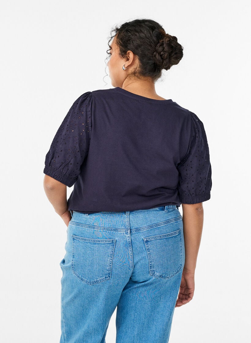 T-shirt med broderi anglaise &aelig;rmer, Bl&aring;, Model image number 2