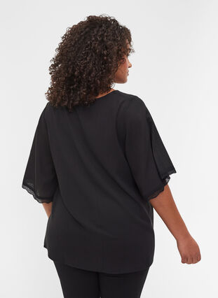 Bluse med brede 2/4 ærmer og blondedetaljer, Black, Model image number 1