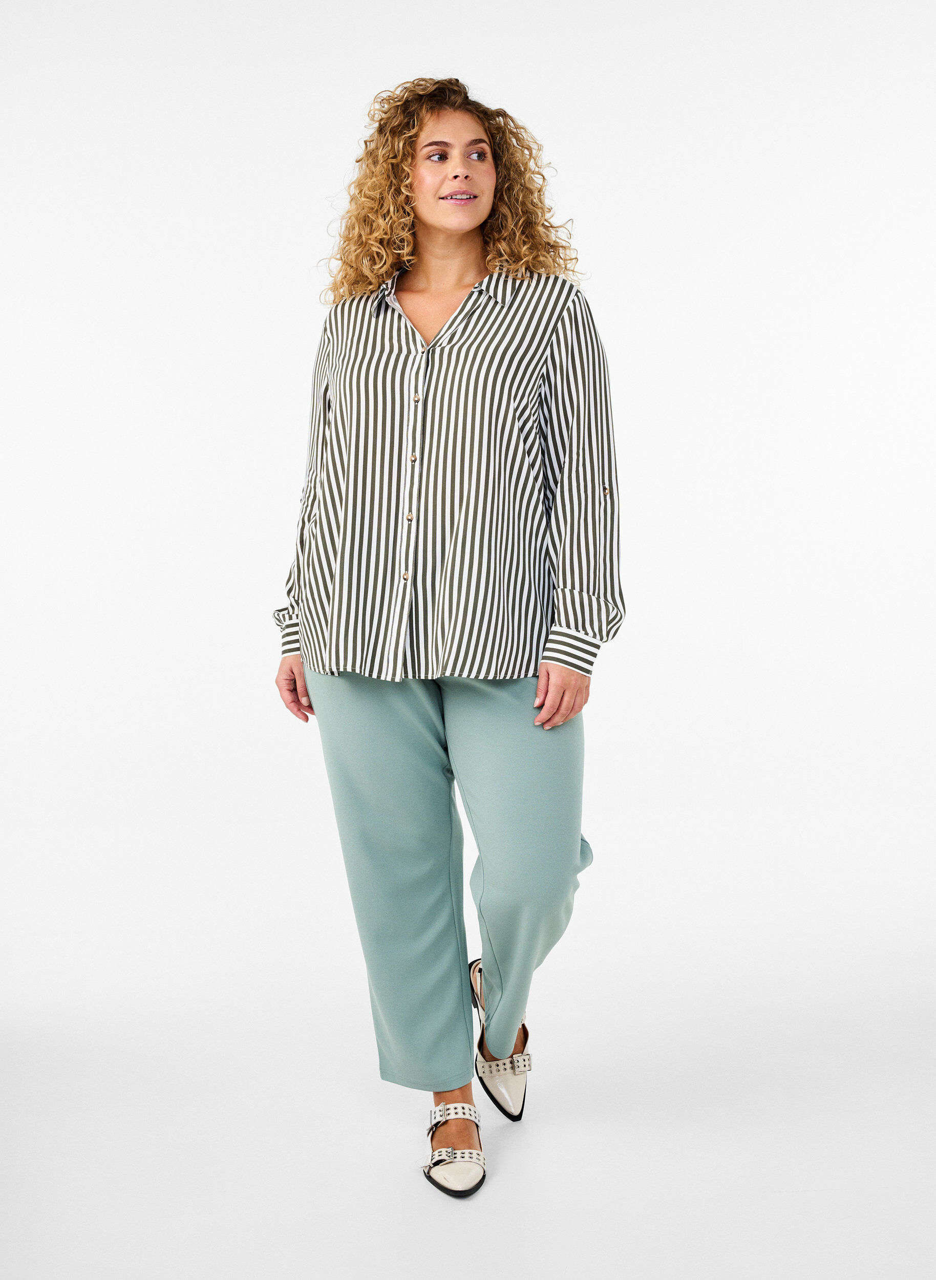 ZizziBukser med straight fit, Gr&oslash;n, Model image number 0