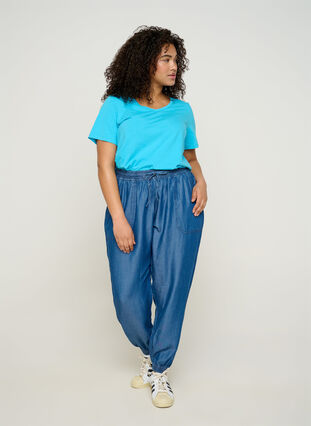 Løse bukser i med lommer, Medium Blue Denim, Model image number 0