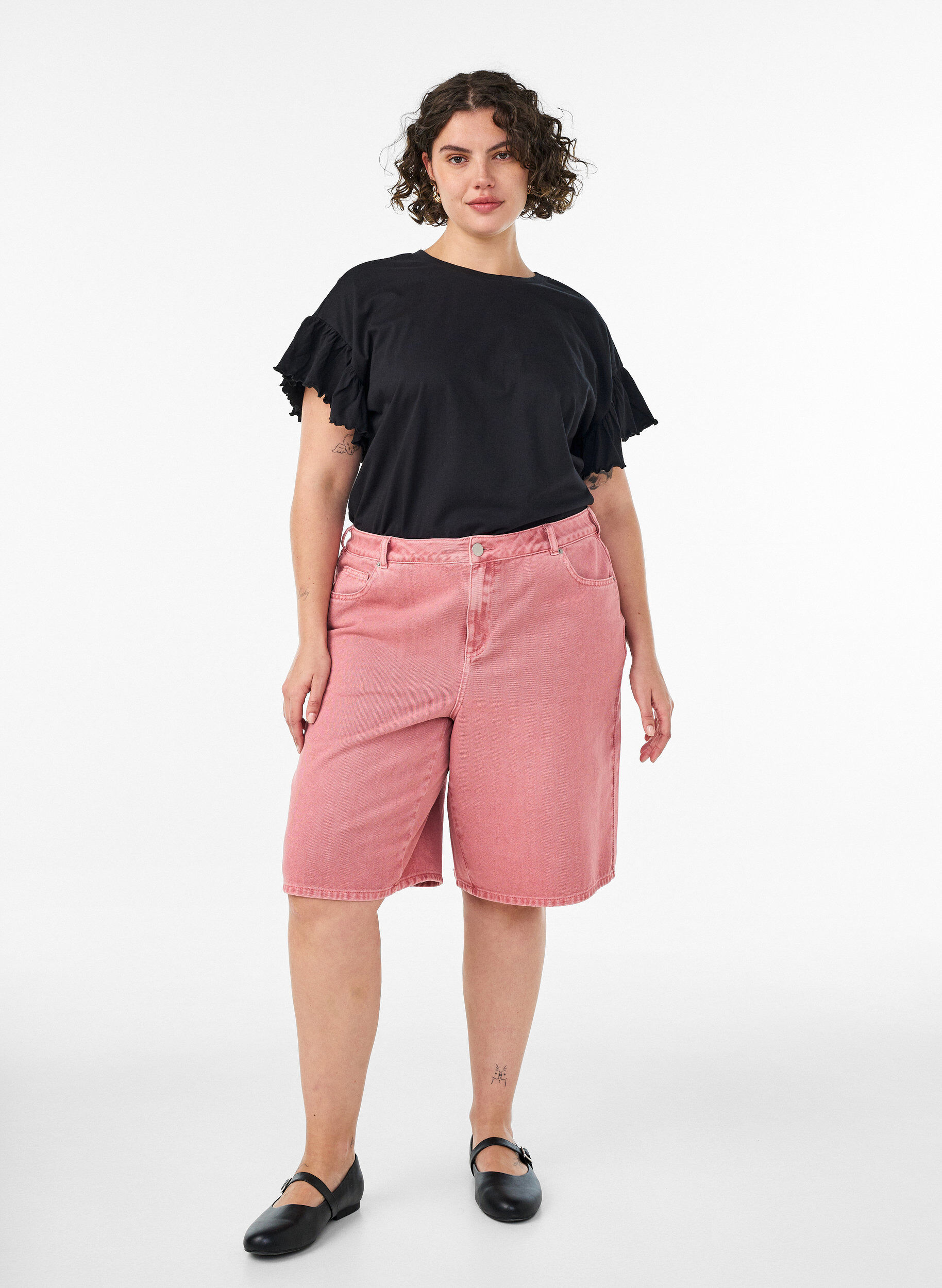 ZizziT-shirt i &oslash;kologisk bomuld med fl&aelig;se&aelig;rmer, Sort, Model image number 1