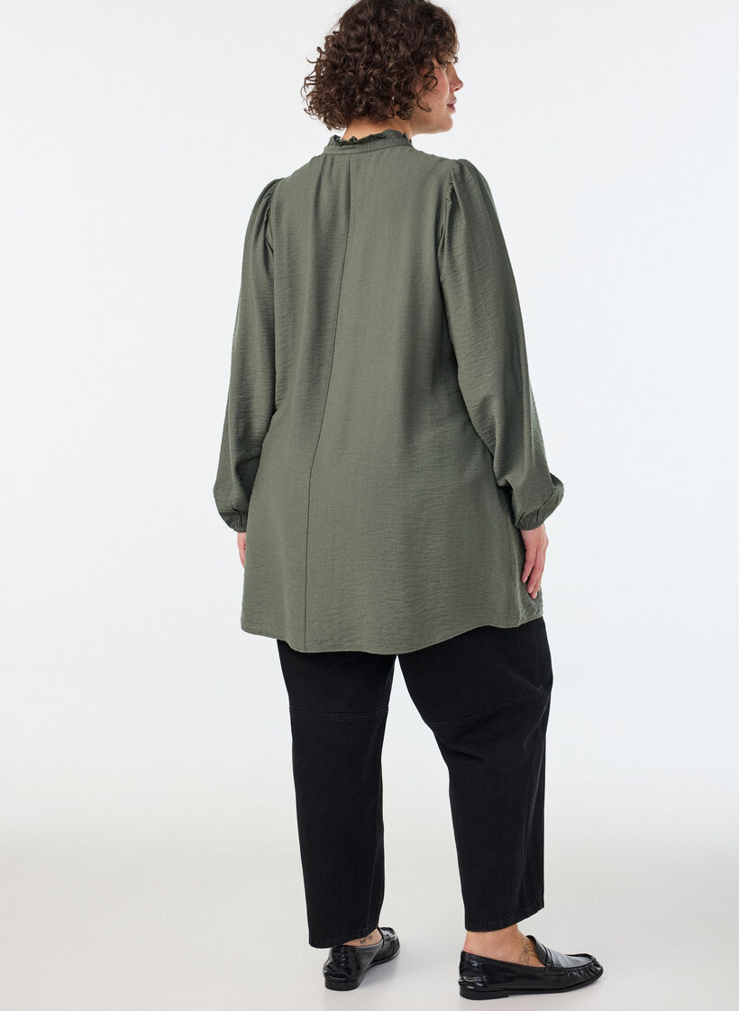 Viskosetunika med fl&aelig;ser og knapper, Gr&oslash;n, Model image number 2