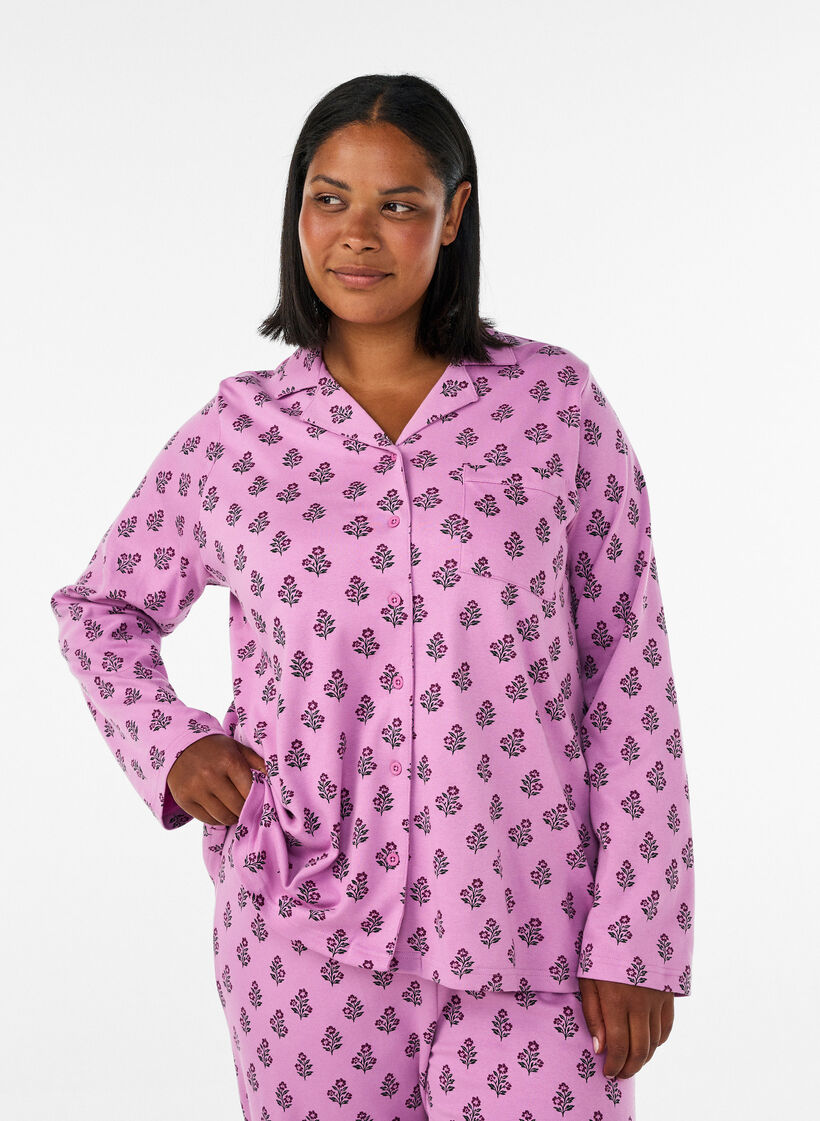 Bomulds pyjamas-skjorte med brystlomme, Lyser&oslash;d, Model image number 0
