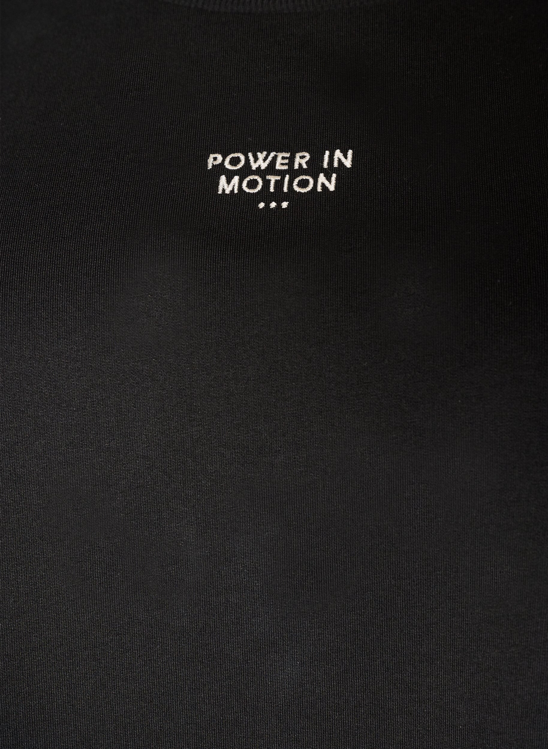 Zizzi Active T-shirt med loose fit og broderet statement, Sort, Packshot image number 2
