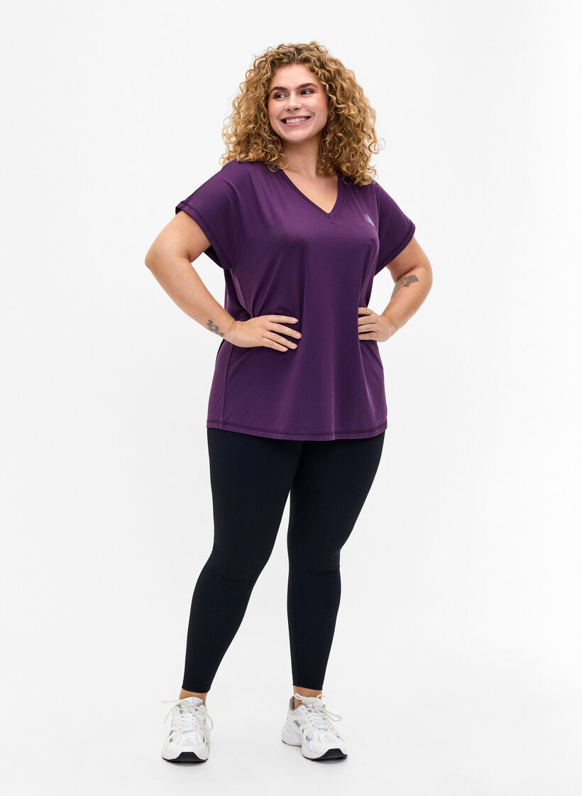 Løs trænings t-shirt med v-hals, Purple Pennant, Model image number 2