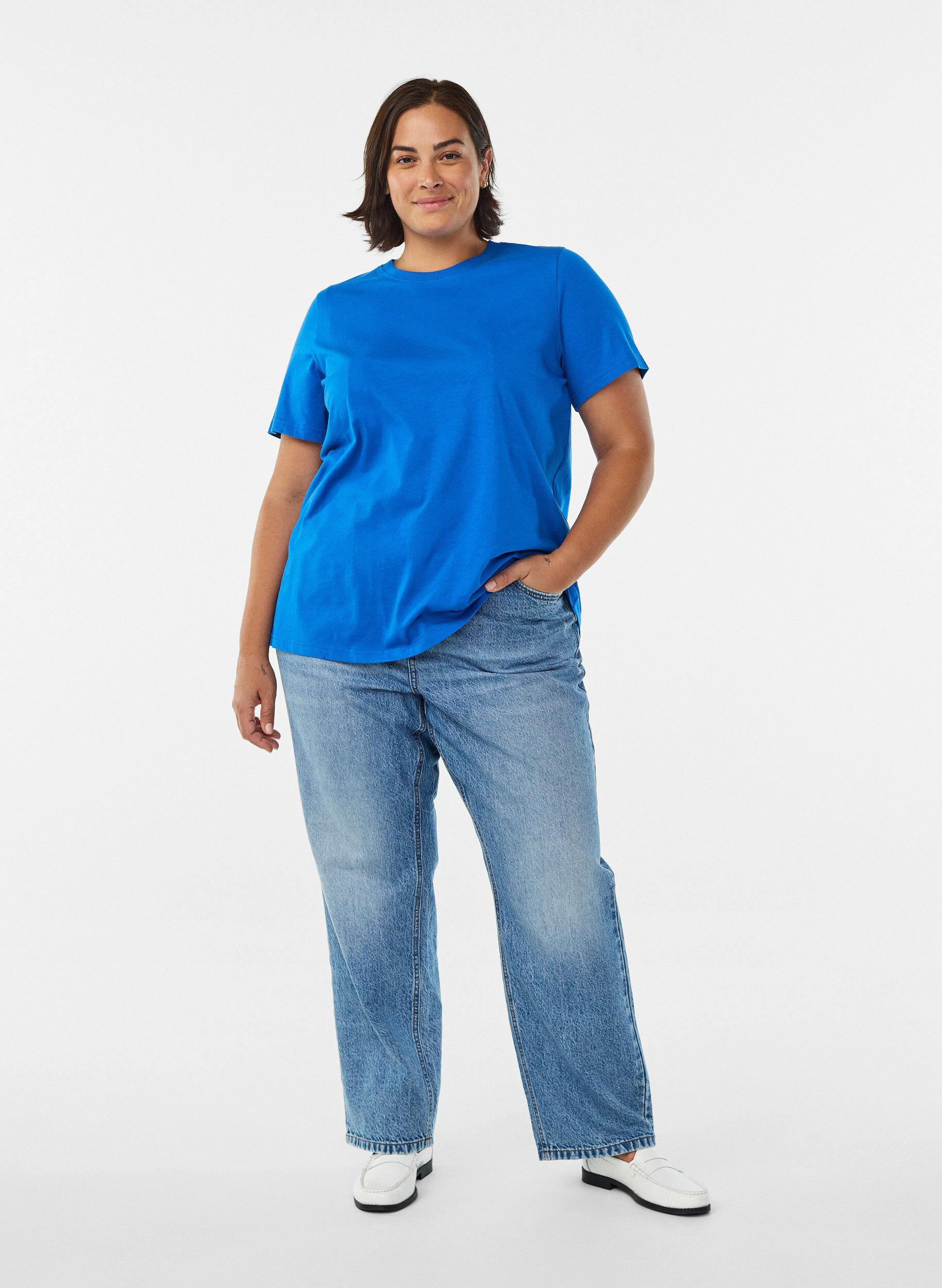 ZizziBasis t-shirt i bomuld med rund hals , Bl&aring;, Model image number 1