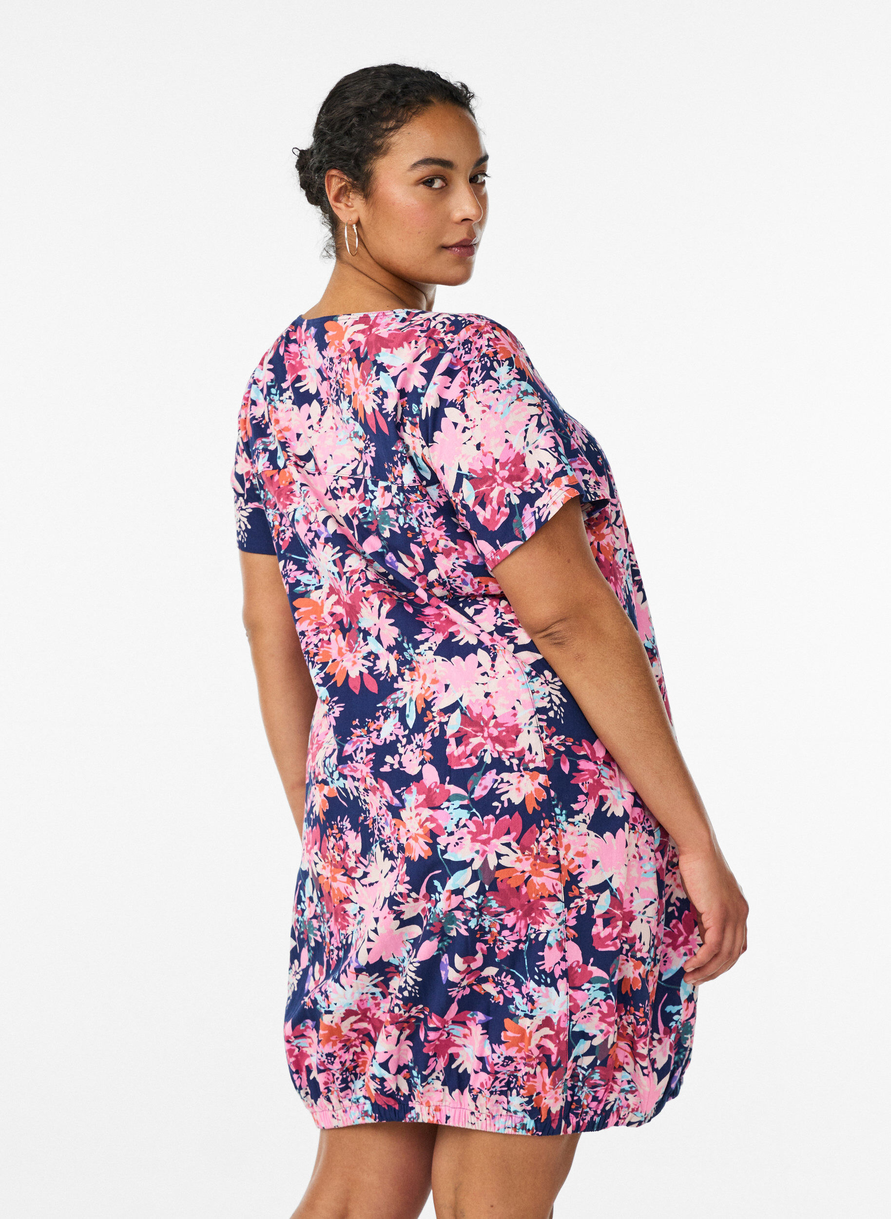 Zizzi Kort&aelig;rmet bomuldskjole med print, Bl&aring;, Model image number 2