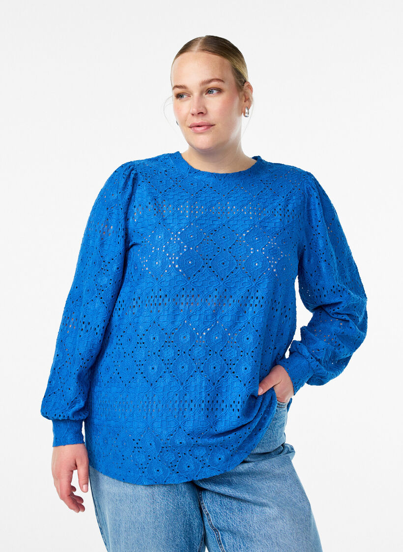 Langærmet bluse med hulmønster, Blå, Model image number 0