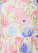 Lang kjole i lyocell med blomsterm&oslash;nster og fl&aelig;ser, Hvid, Packshot image number 2