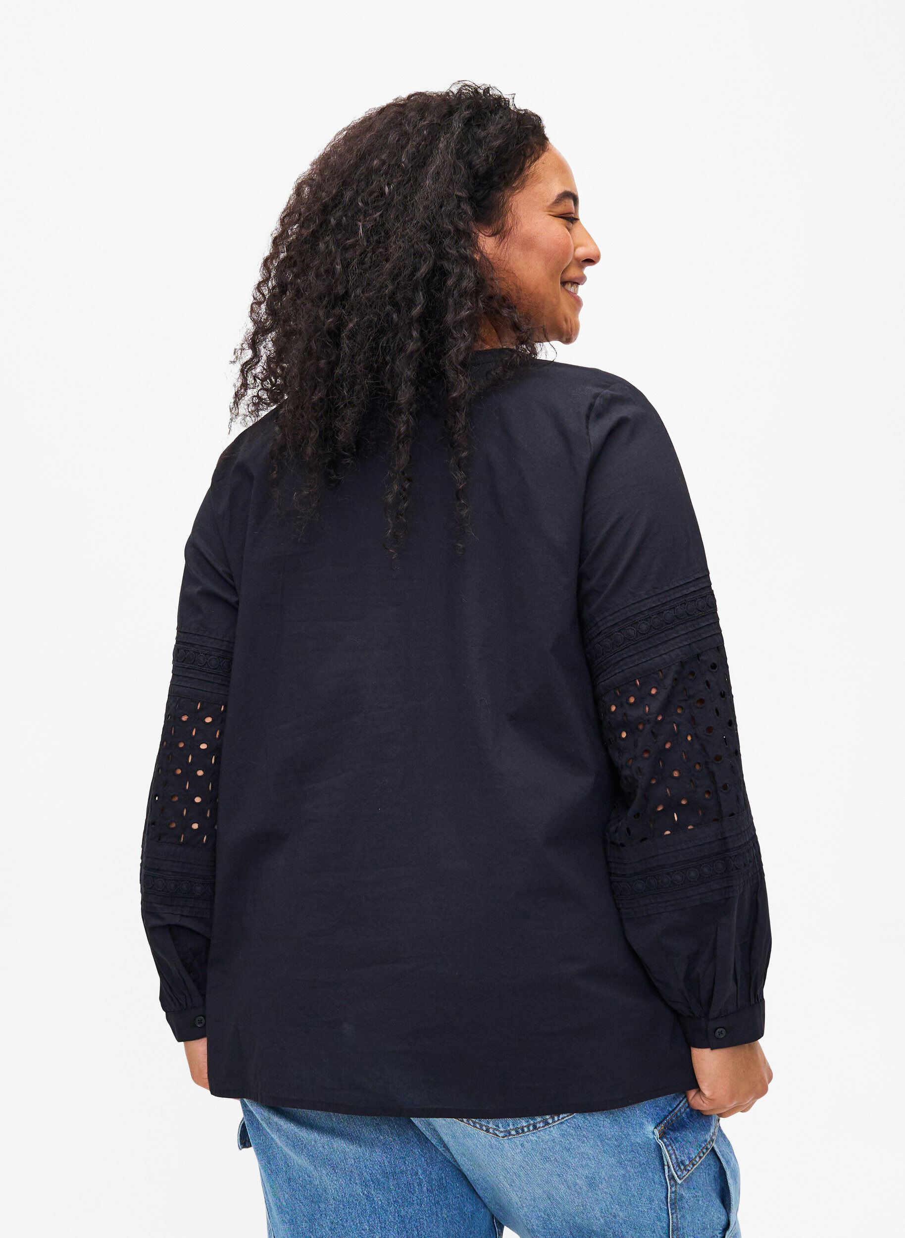 Zizzi Bluse med lange &aelig;rmer og dekorative detaljer, Black, Model image number 1