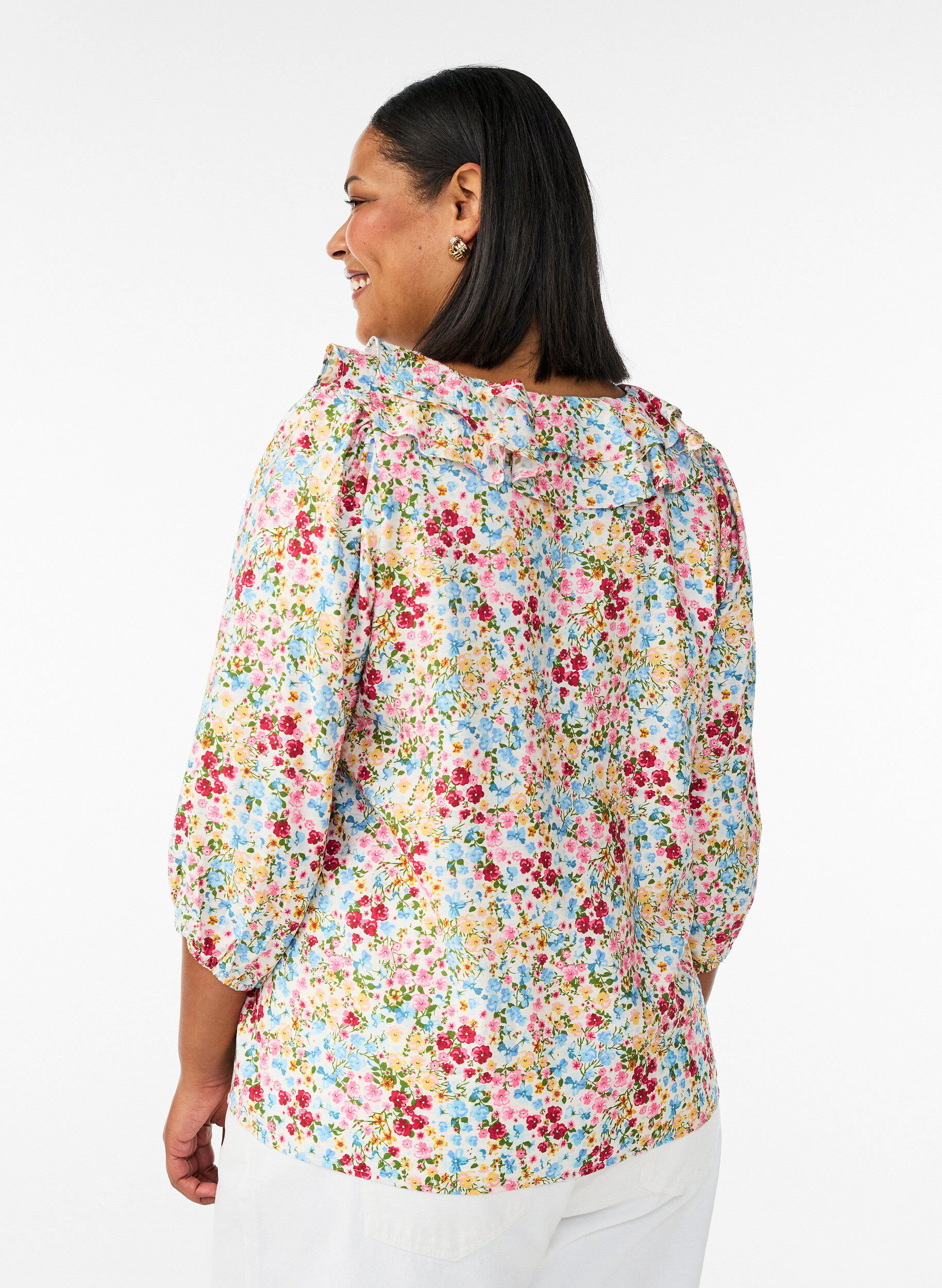 ZizziSkjortebluse i viskose med blomsterprint og 3/4 &aelig;rmer, Bl&aring;, Model image number 2