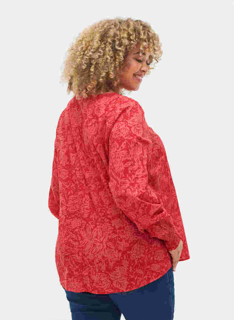 Bluse med v-udskæring og smock, Ribbon Red AOP, Model image number 1