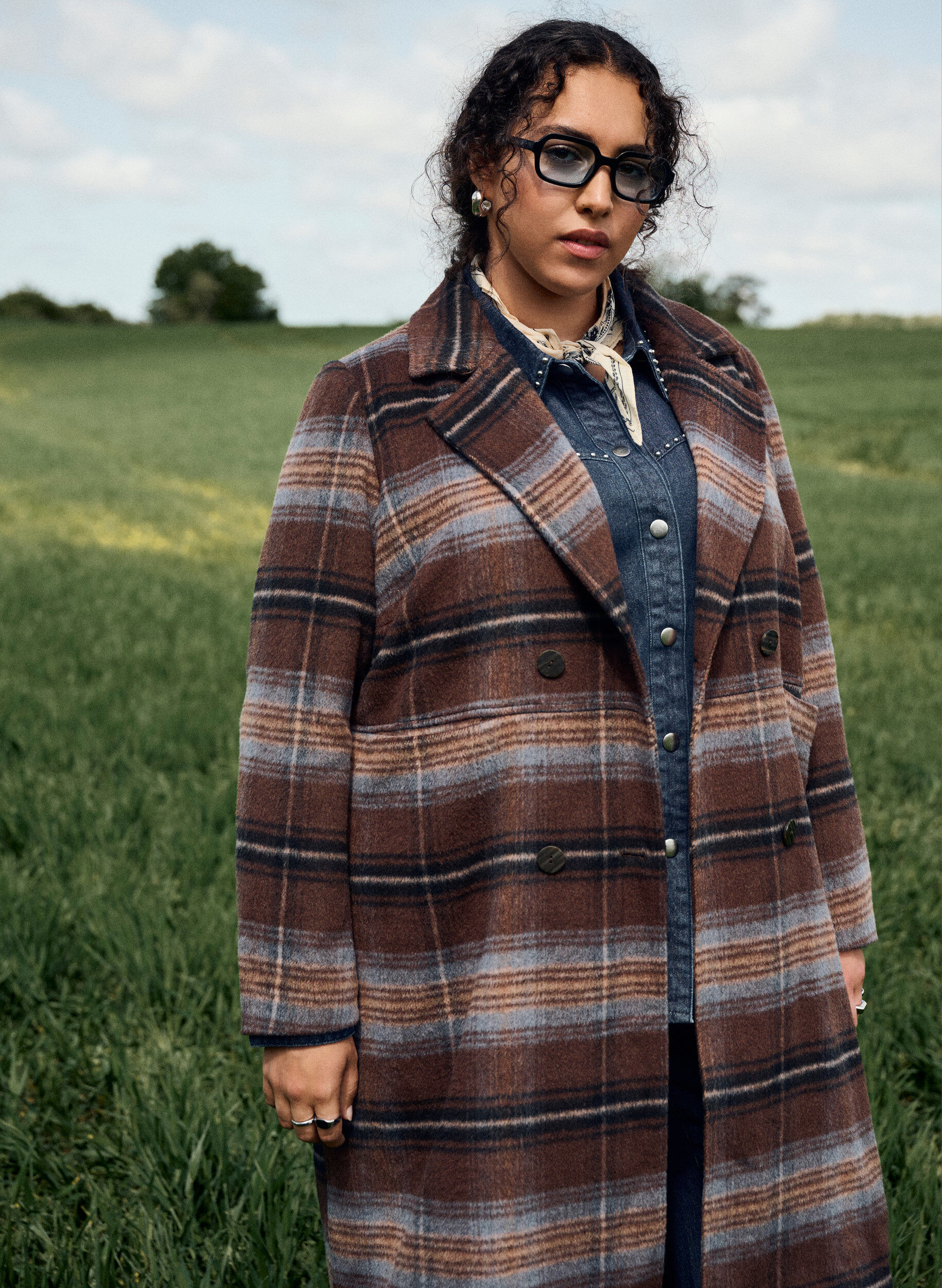 Zizzi Frakke i b&oslash;rstet kvalitet med tern, Brun, Image image number 0