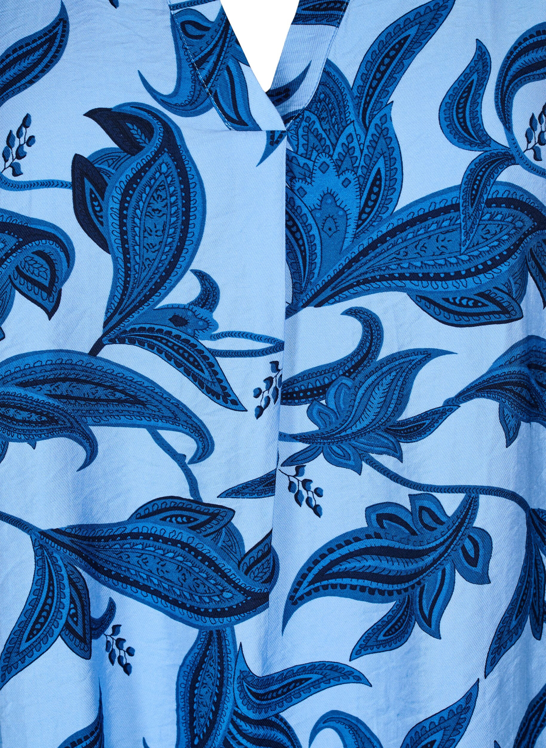 Zizzi Lang&aelig;rmet bluse med paisleyprint og v-hals, Blue Paisley AOP, Packshot image number 2