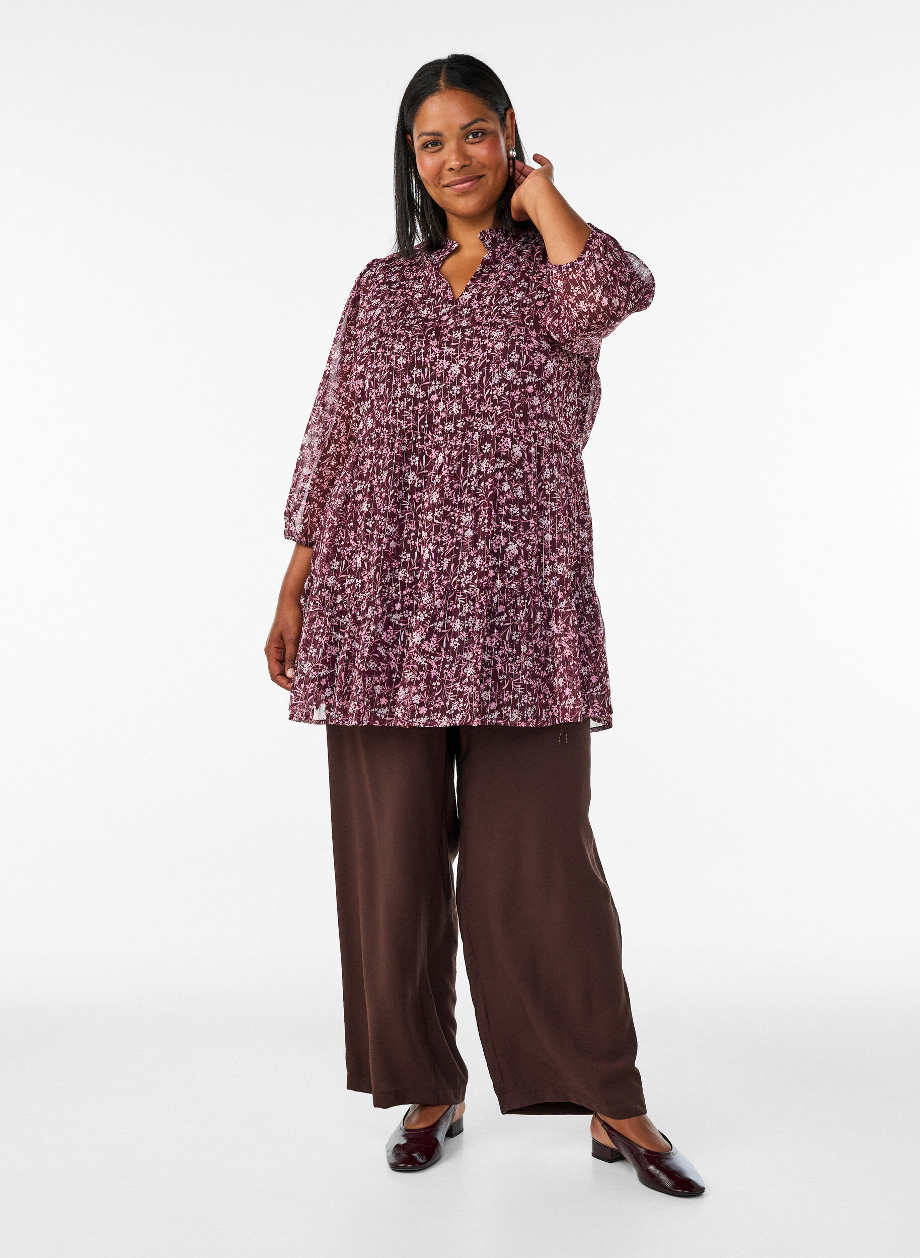 ZizziTunika med blomsterprint og glittertr&aring;de, R&oslash;d, Model image number 1
