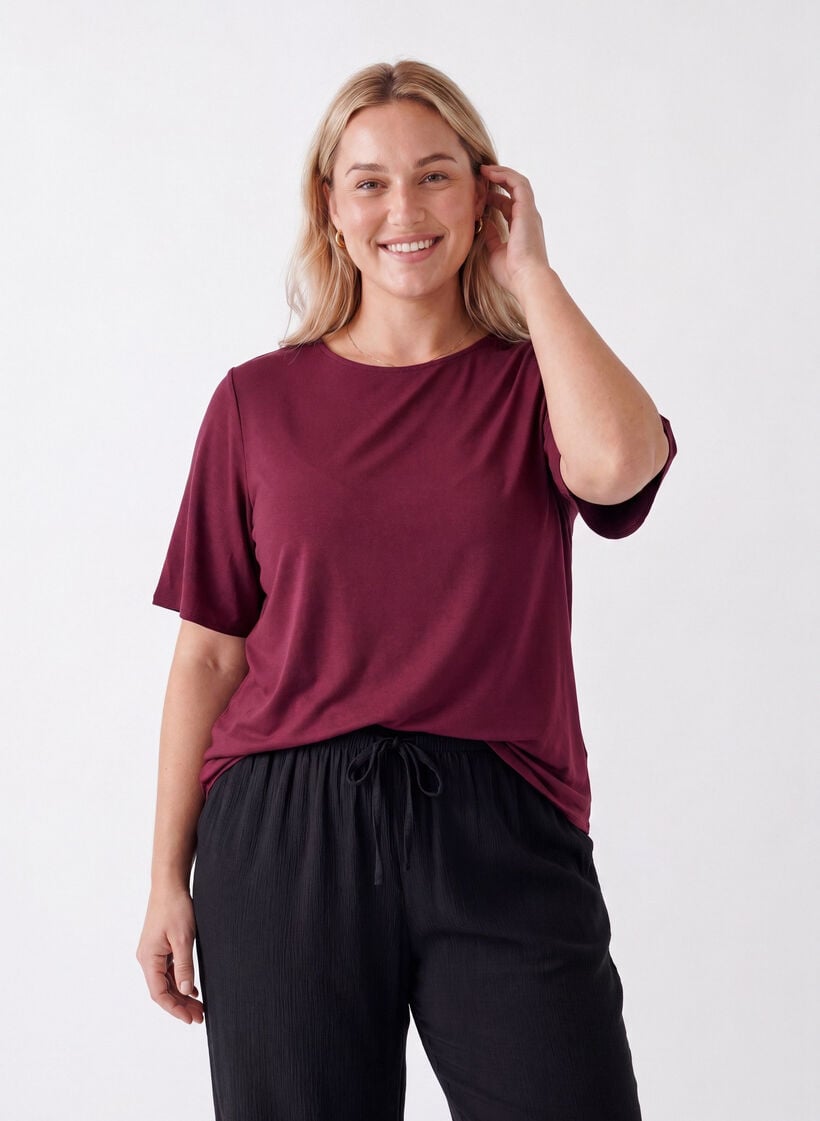 Kort&aelig;rmet v&aelig;vet bluse med rund hals, R&oslash;d, Model image number 0