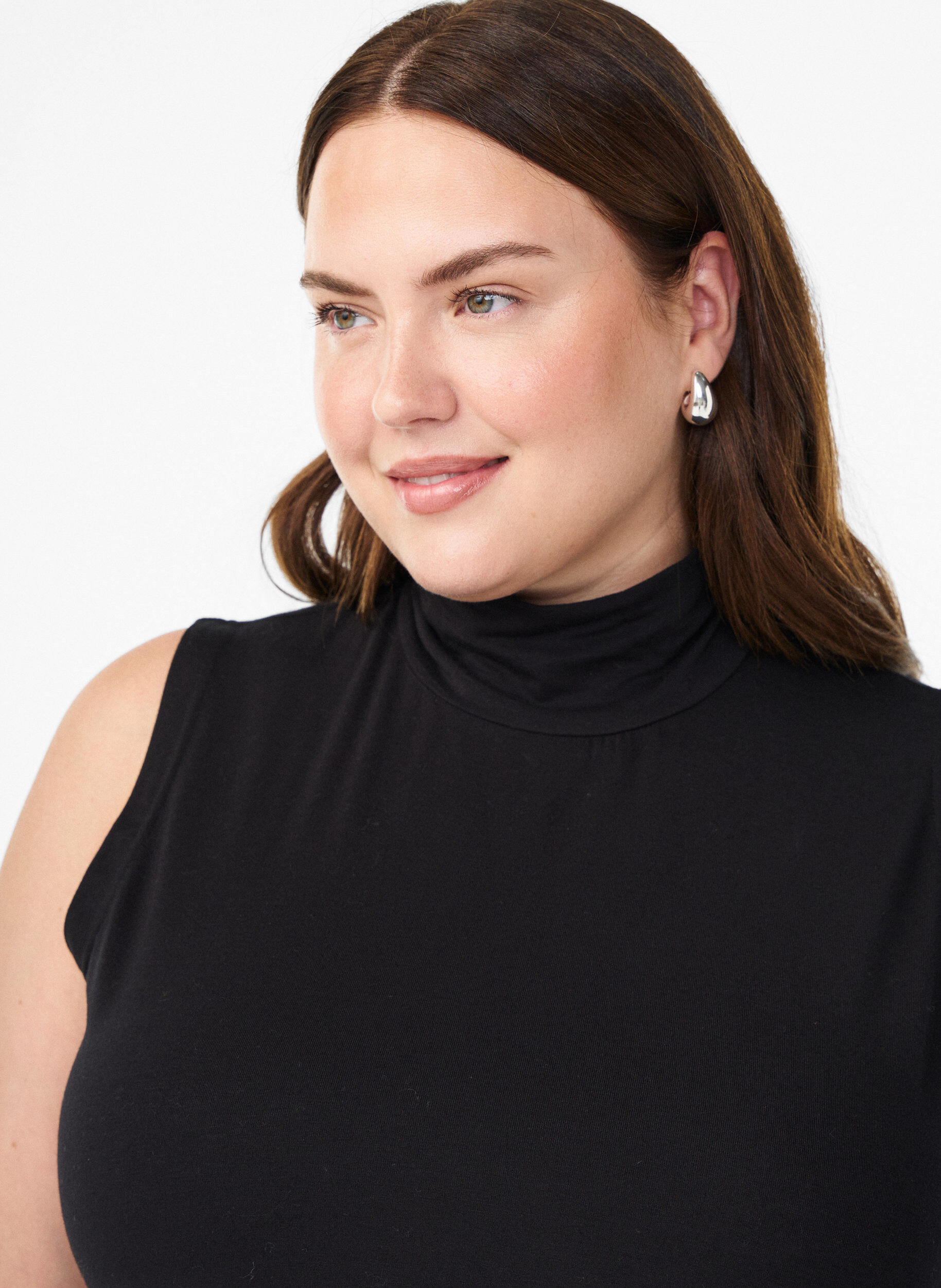 Zizzi Kraveindsats med h&oslash;j hals, Sort, Model image number 2