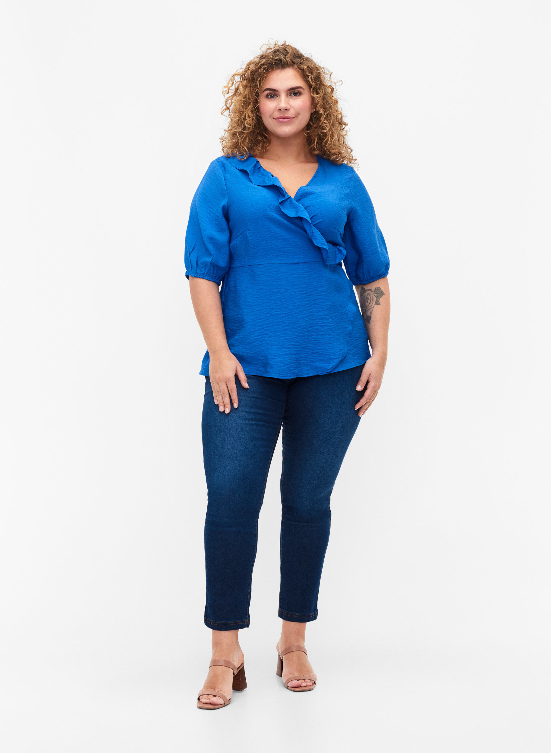 Zizzi Wrap bluse i viskose med 1/2 &aelig;rmer, Olympian Blue, Model image number 2