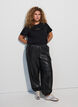 T-shirt i bomuld med tekstbadge, Sort, Model image number 1