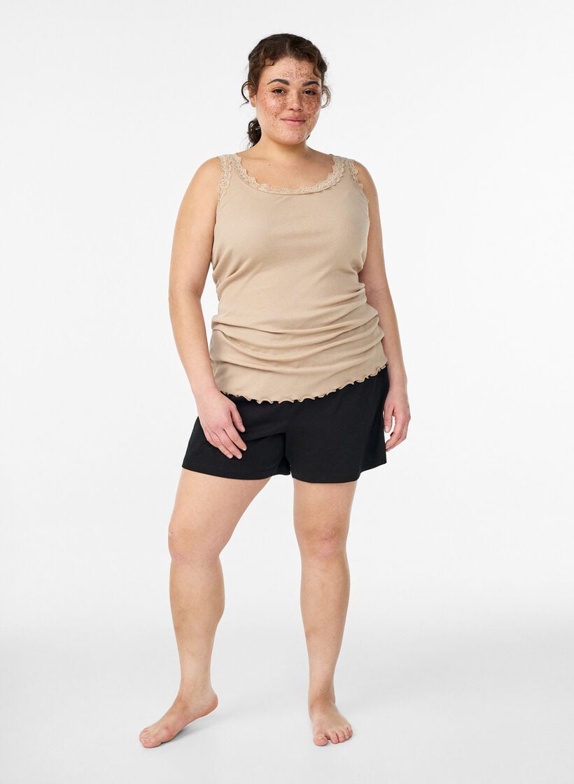 Top med blondekant, Beige, Model image number 1