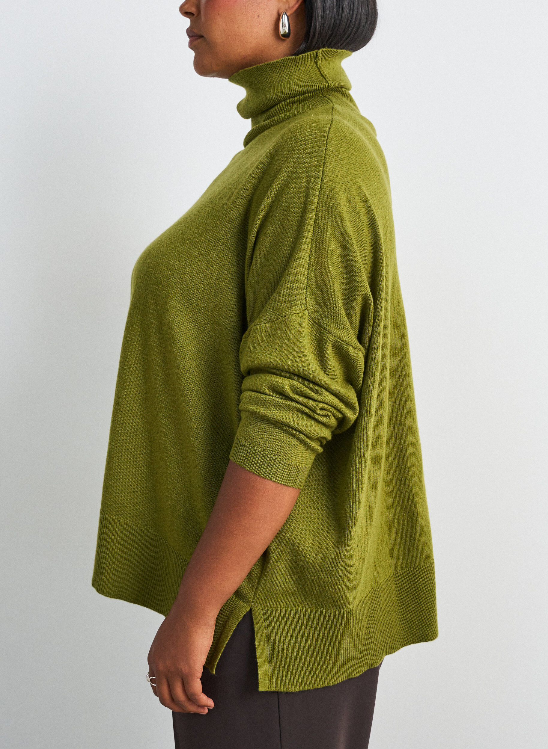 ZizziStrikbluse med rullekrave og l&oslash;s pasform, Gr&oslash;n, Model image number 4