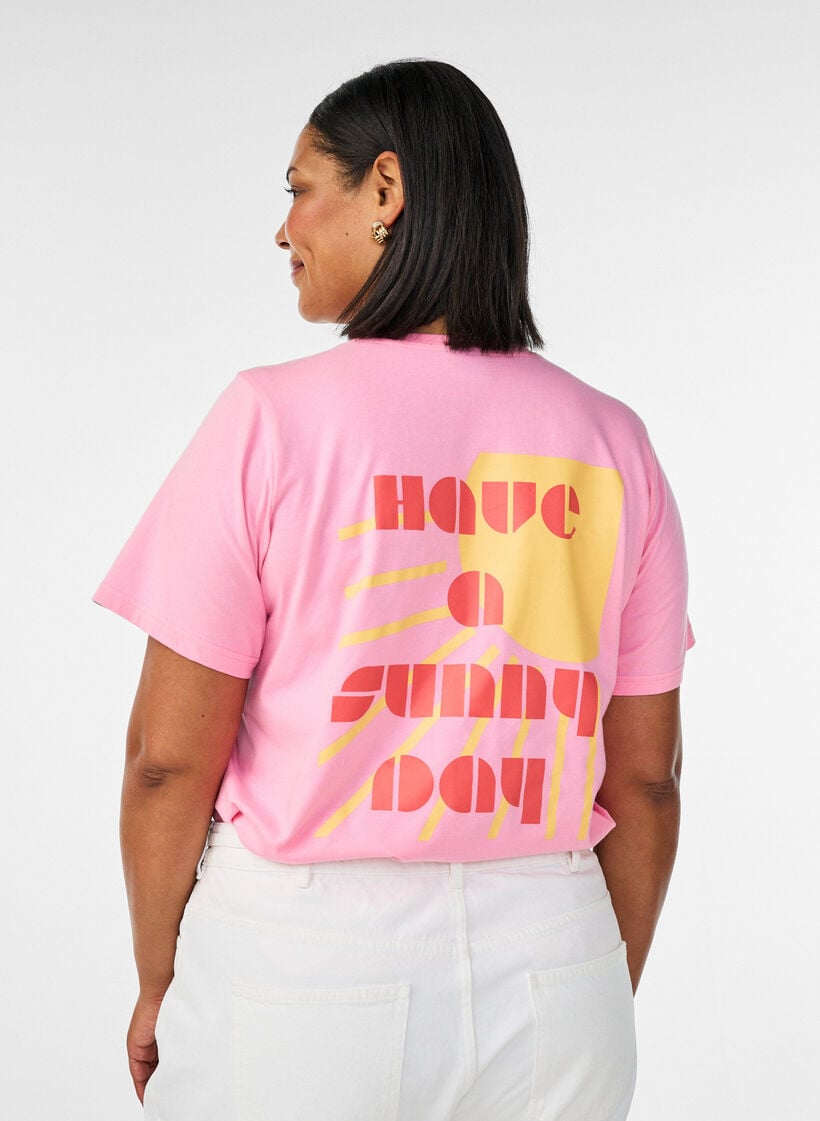 T-shirt i &oslash;kologisk bomuld med tekstmotiv, Lyser&oslash;d, Model image number 2