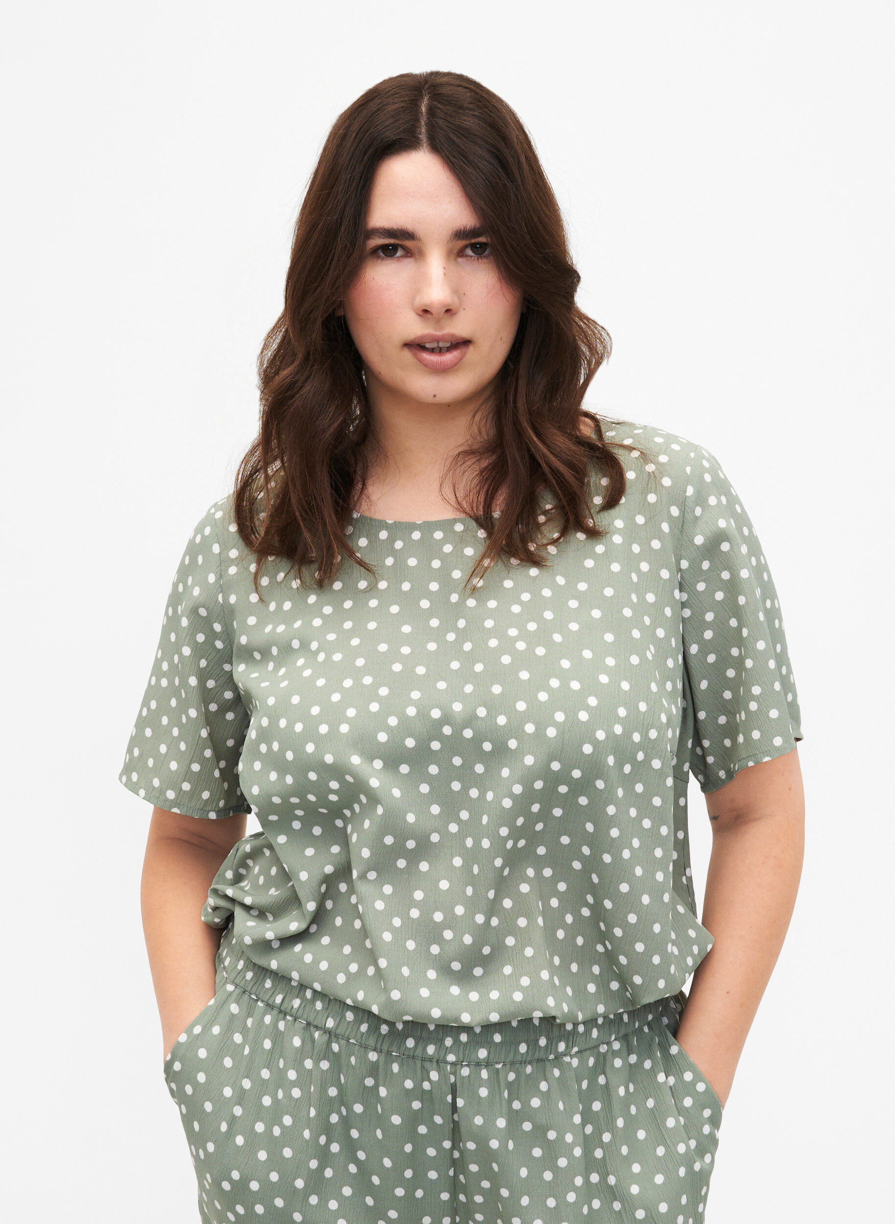 Zizzi FLASH - Kort&aelig;rmet bluse med print, Iceberg Green Dot, Model image number 0