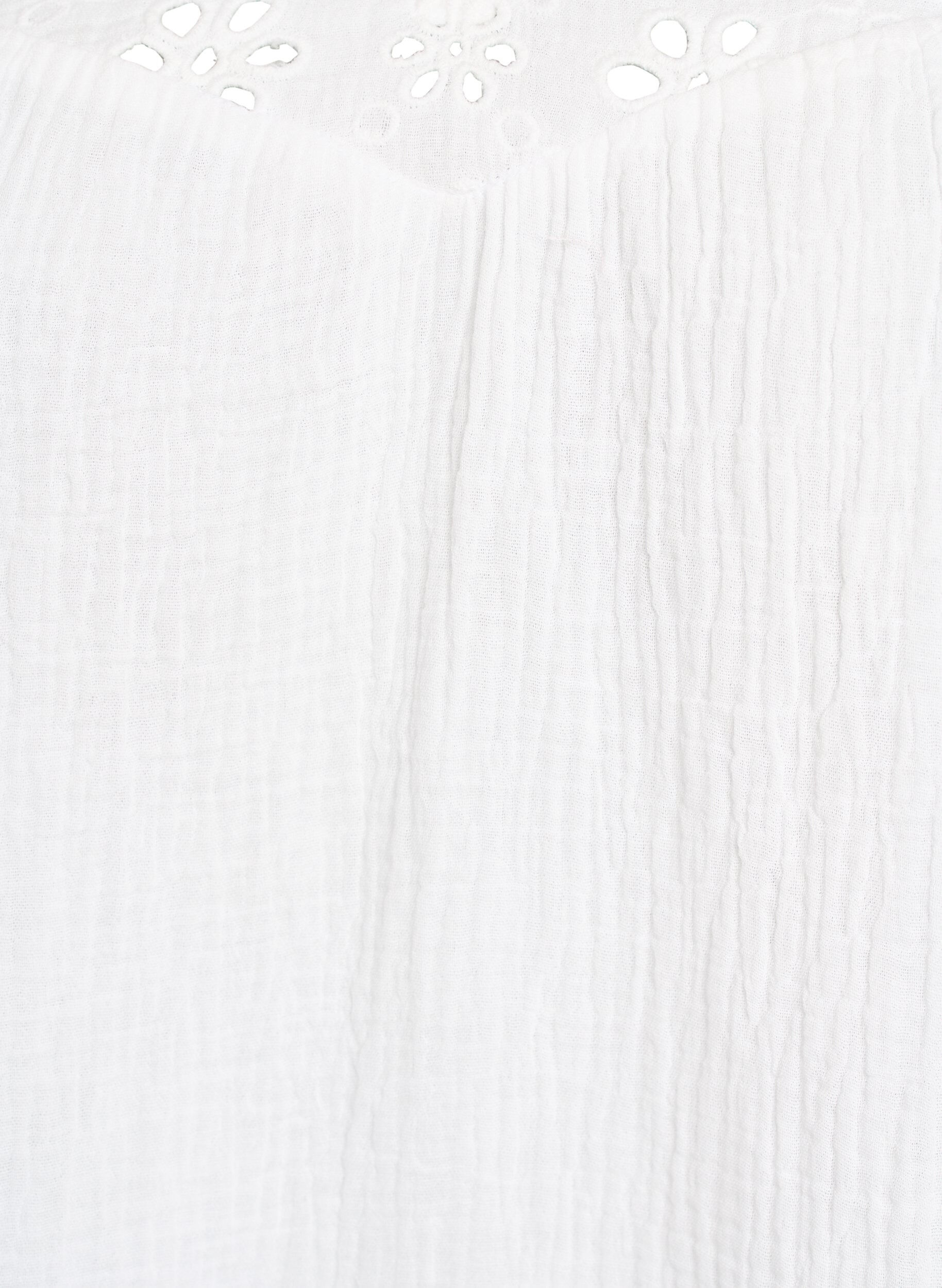 ZizziBluse i bomuldsmusselin med broderie anglaise og 1/2 &aelig;rmer, Hvid, Packshot image number 2