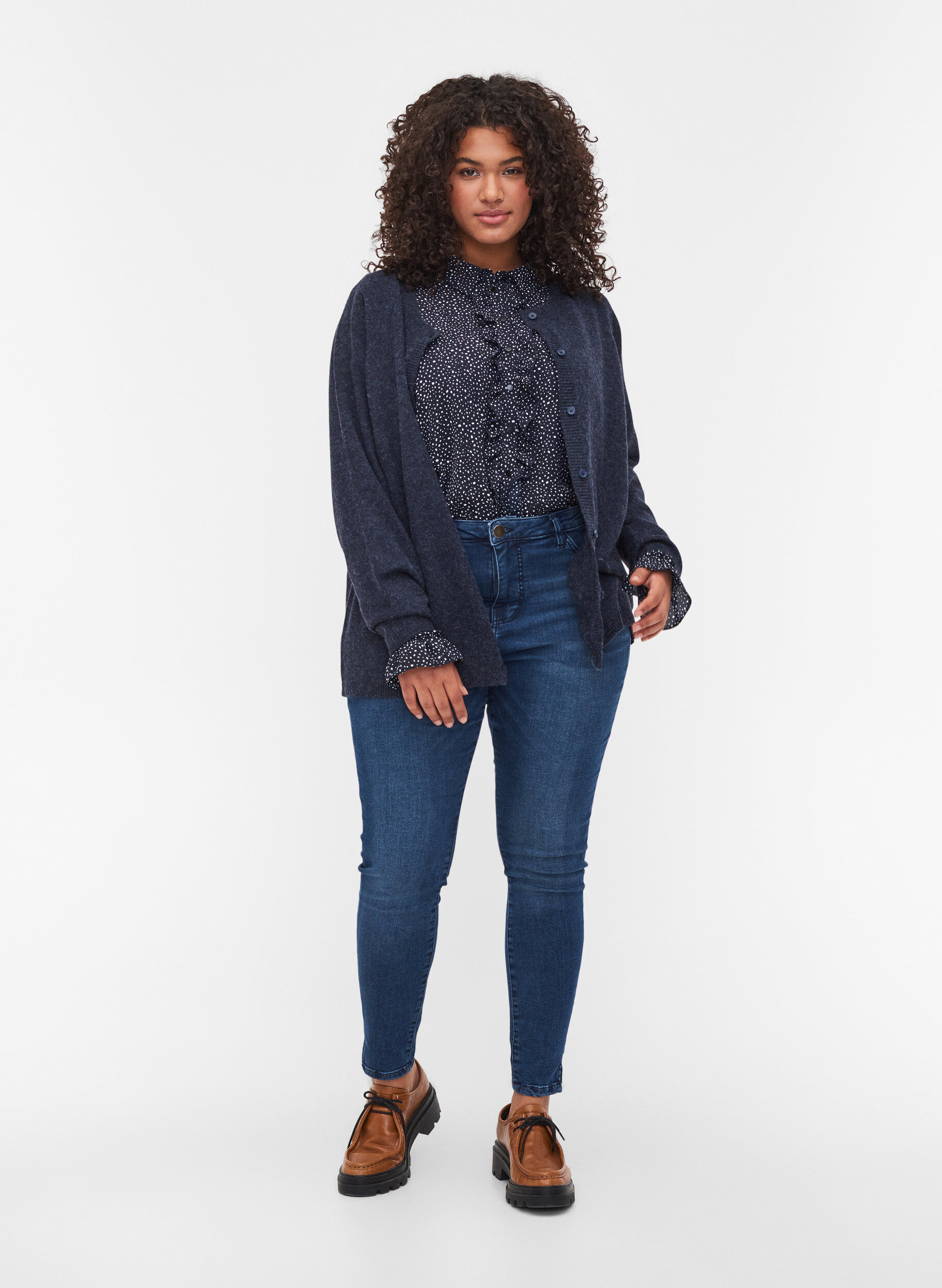 Zizzi Kort meleret strik cardigan med knaplukning, Night Sky Mel., Model image number 2