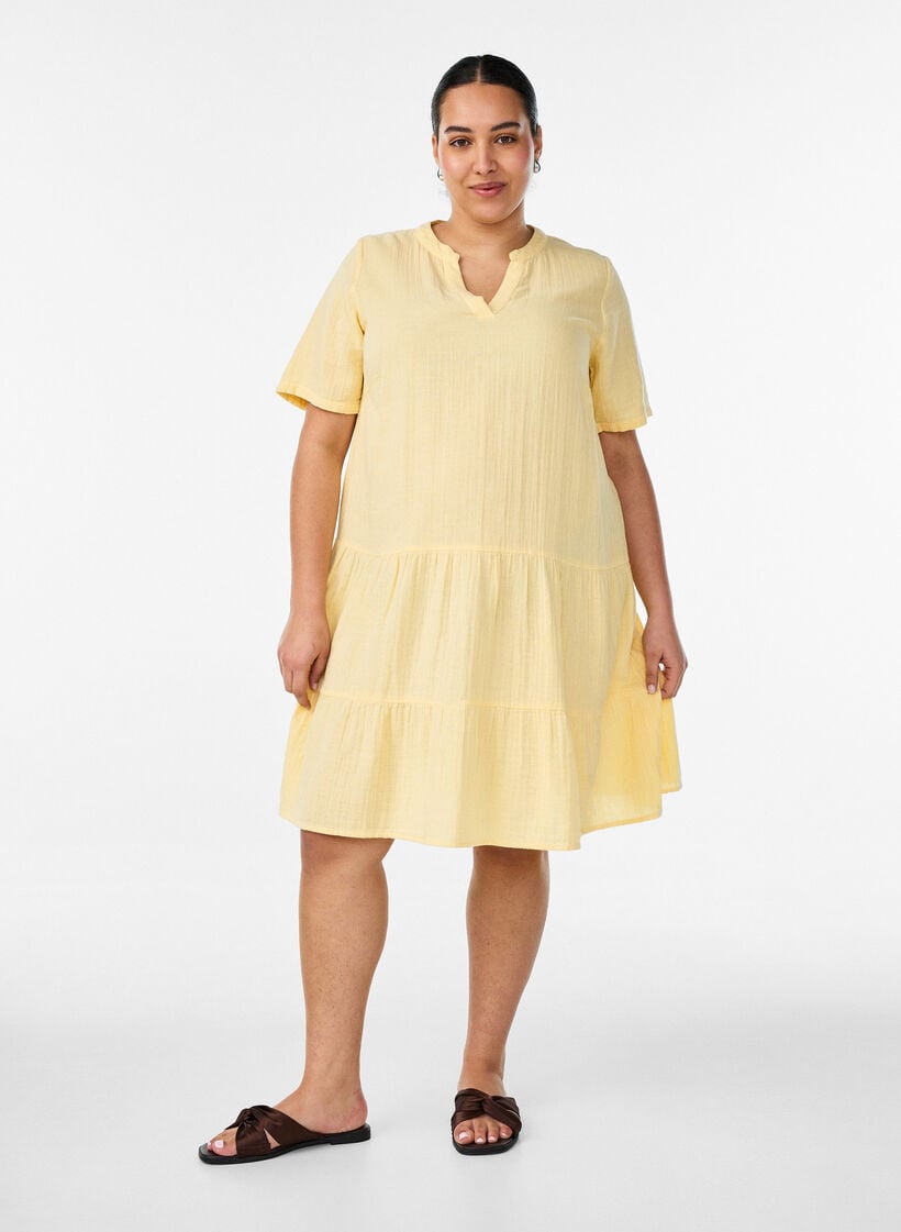 Kort kjole i bomuldsmusselin med A-facon, Gul, Model image number 1