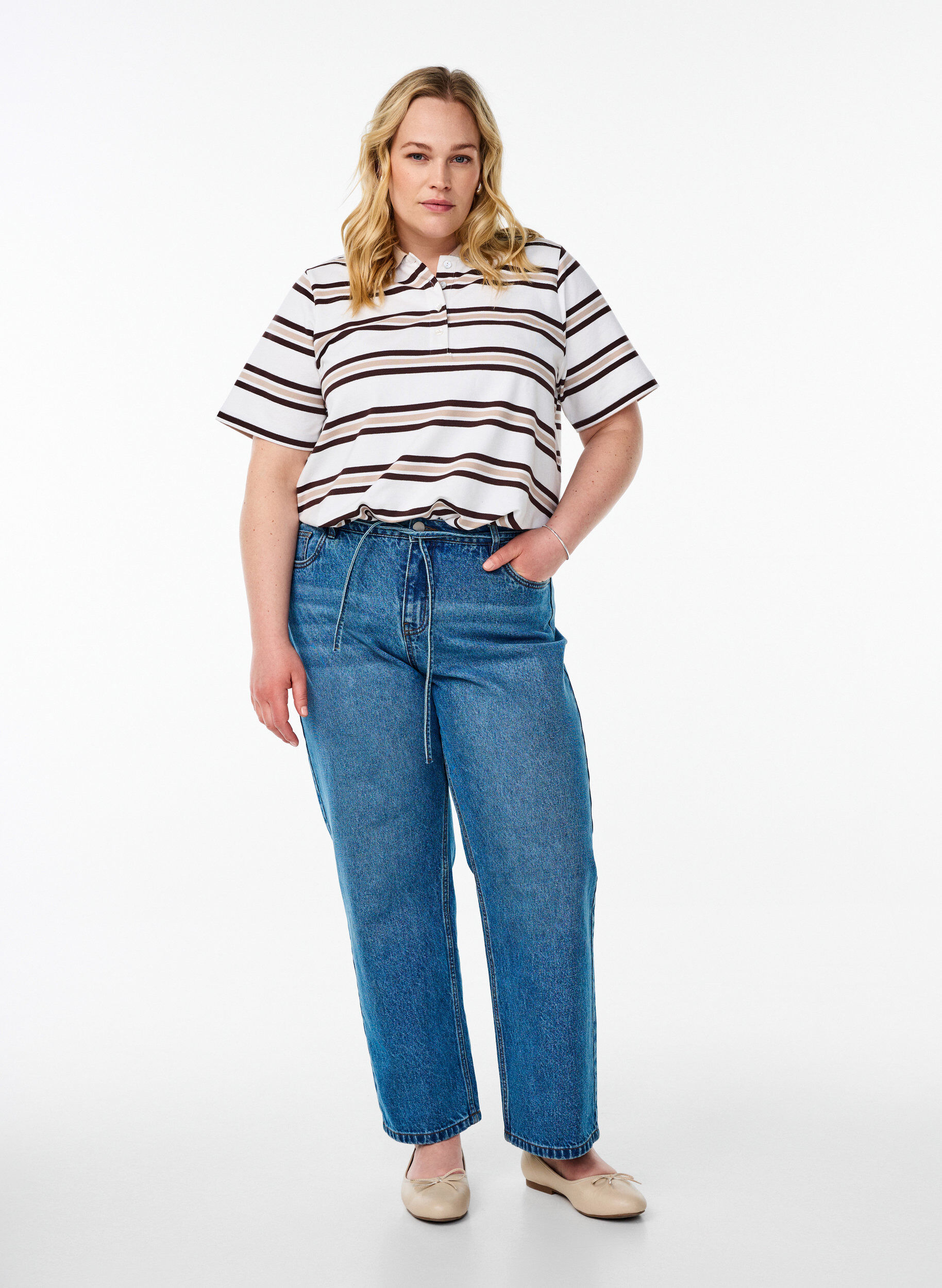 Zizzi Kort&aelig;rmet poloshirt, Vanilla, Model image number 1