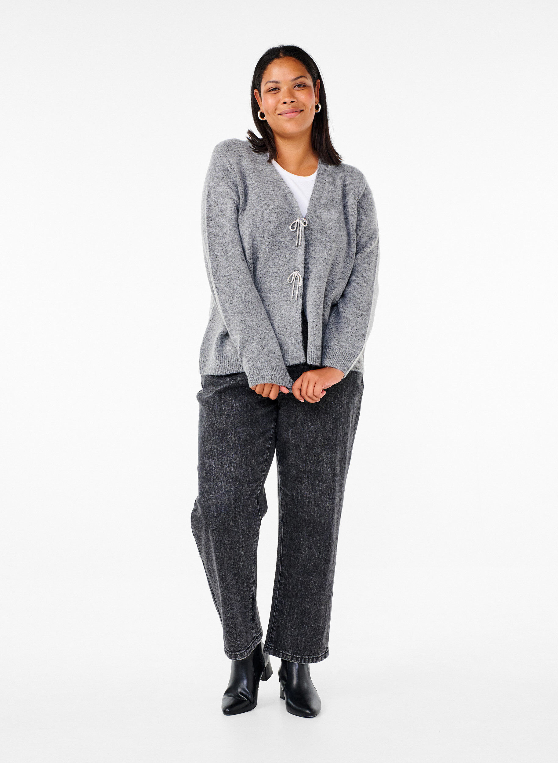 Zizzi Strikcardigan med s&oslash;lvsl&oslash;jfe, Medium Grey Melange, Model image number 2