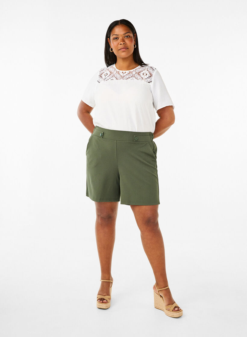 Kortærmet viskosebluse med blondedetalje, Bright White, Model image number 3