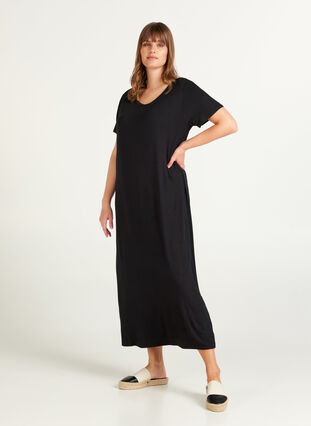 Lang viskose kjole med korte ærmer, Black, Model image number 0