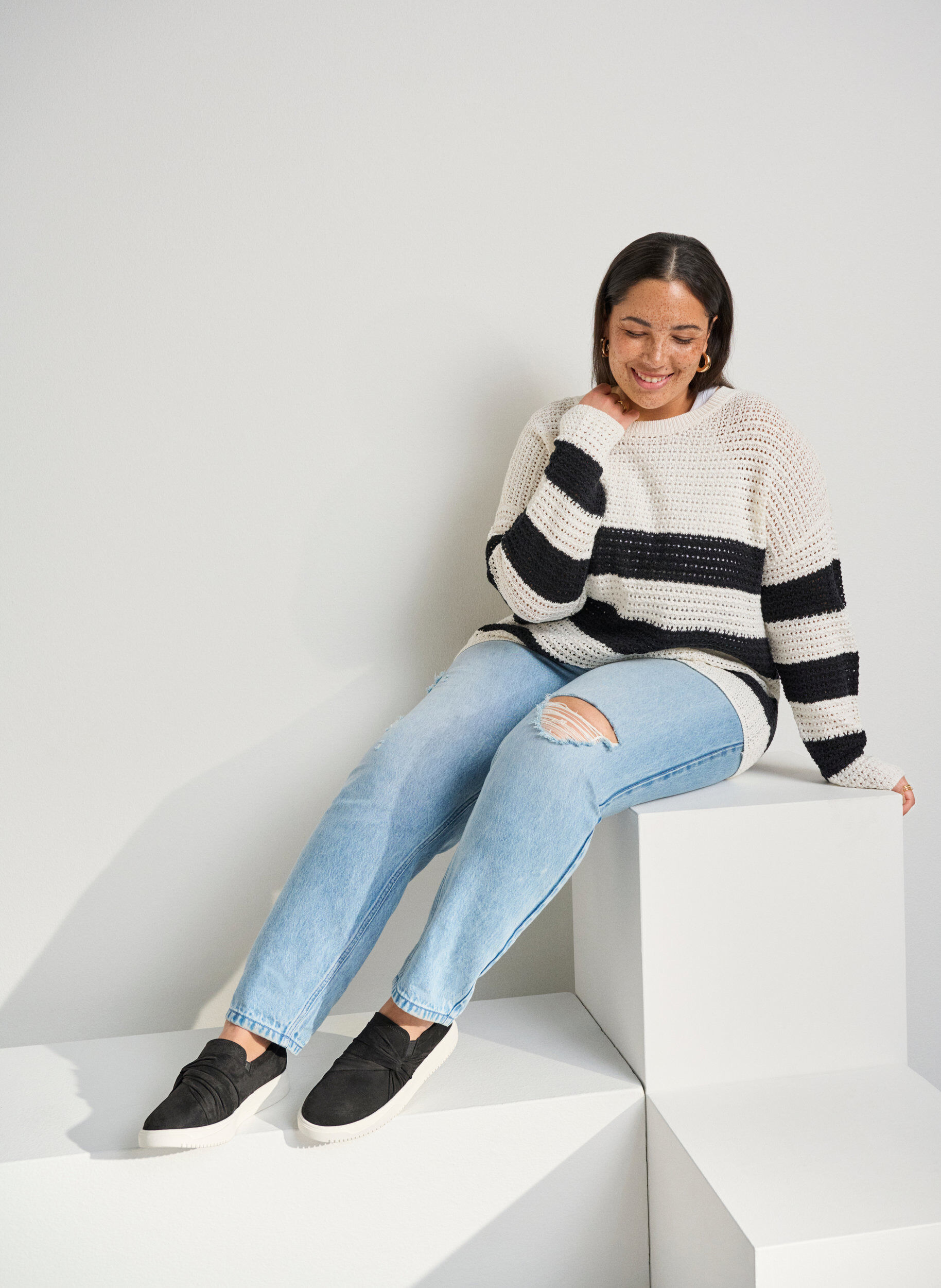 Zizzi Wide fit - Slip on sko med knudedetalje, Sort, Image image number 0