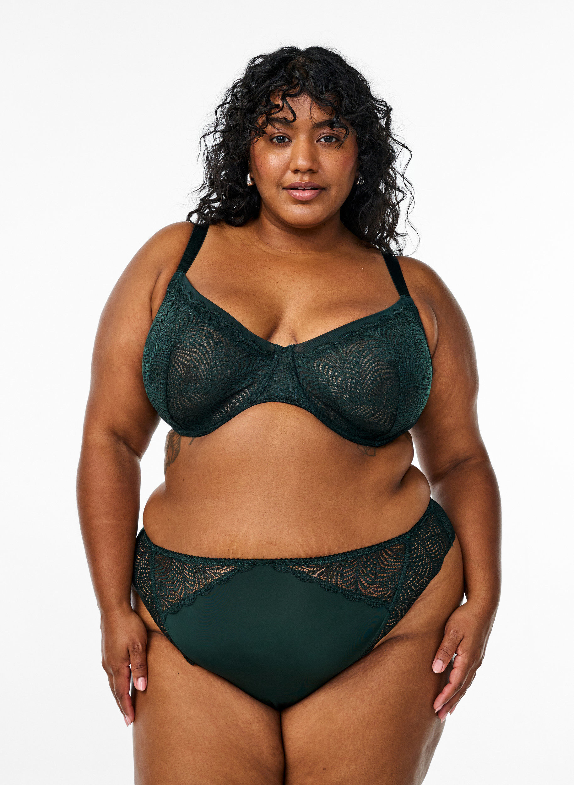 Mikrofiber g-streng med blondedetaljer, Gr&oslash;n, Model