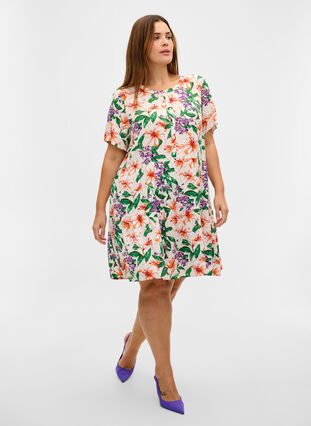 Kortærmet viskose kjole med a-form, Tropic AOP, Model image number 2