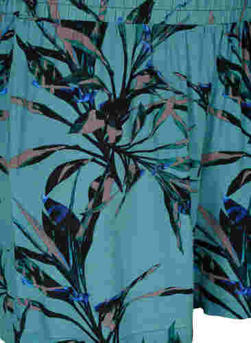 Løstsiddende shorts i viskose, Sea Pine Leaf, Packshot image number 2